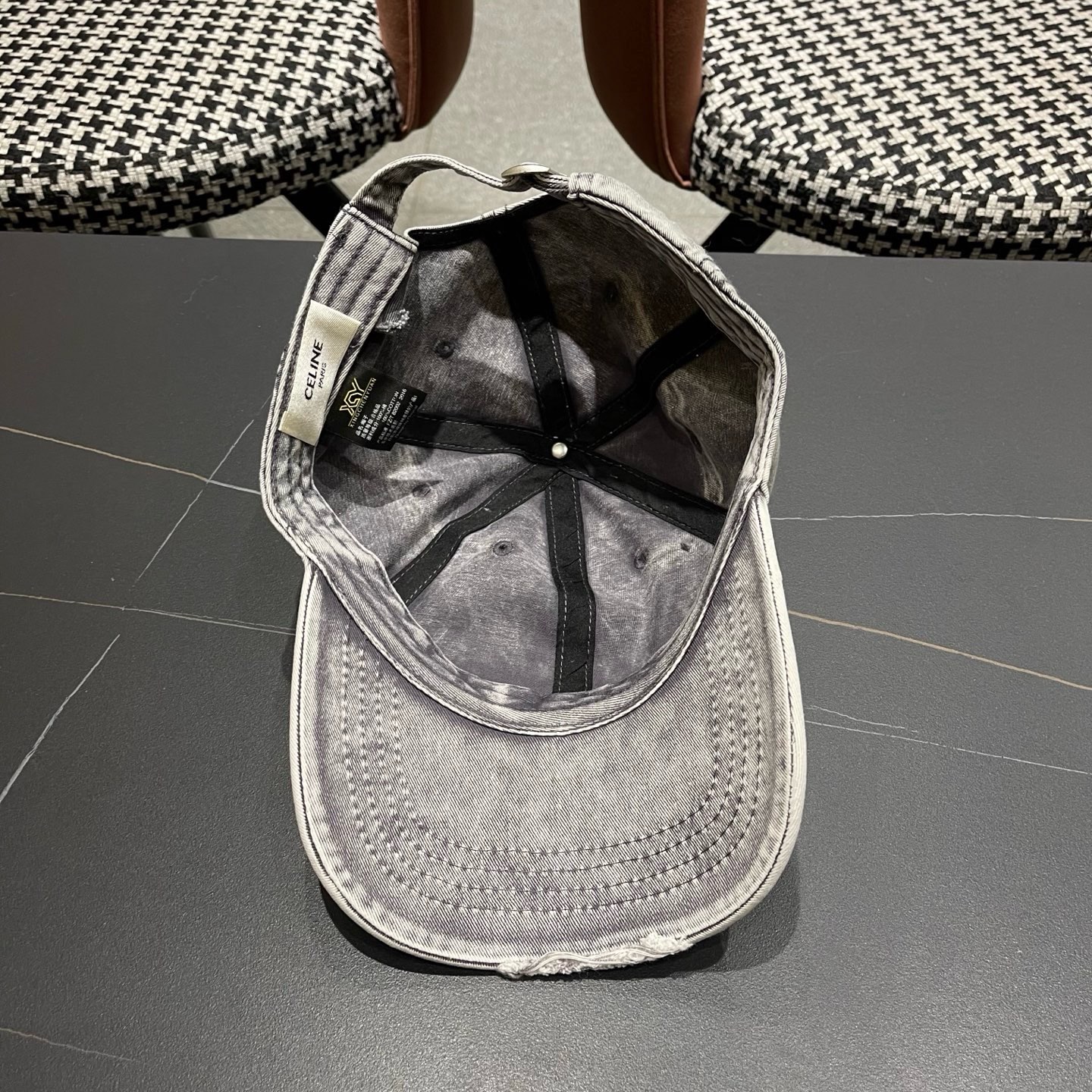 【CELINE赛琳】新款经典休闲潮流款 棒球帽🧢日韩风格，随便搭配都超好看！出门旅游，绝对要入手的一款