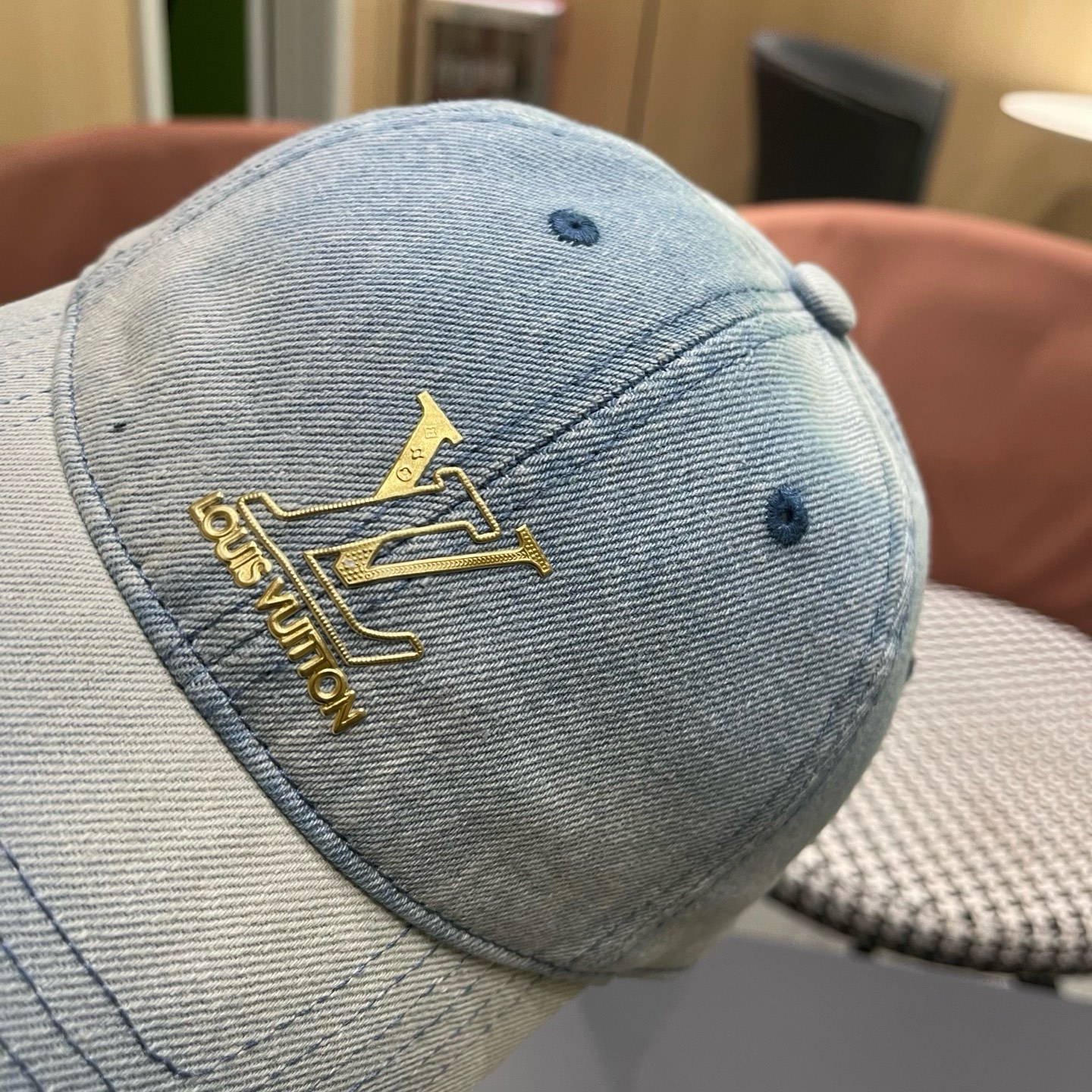 LV(路易威登)原单棒球帽， 洗水牛仔，原版牛仔布料轻盈透气！质量超赞，基础头围56，可调节。