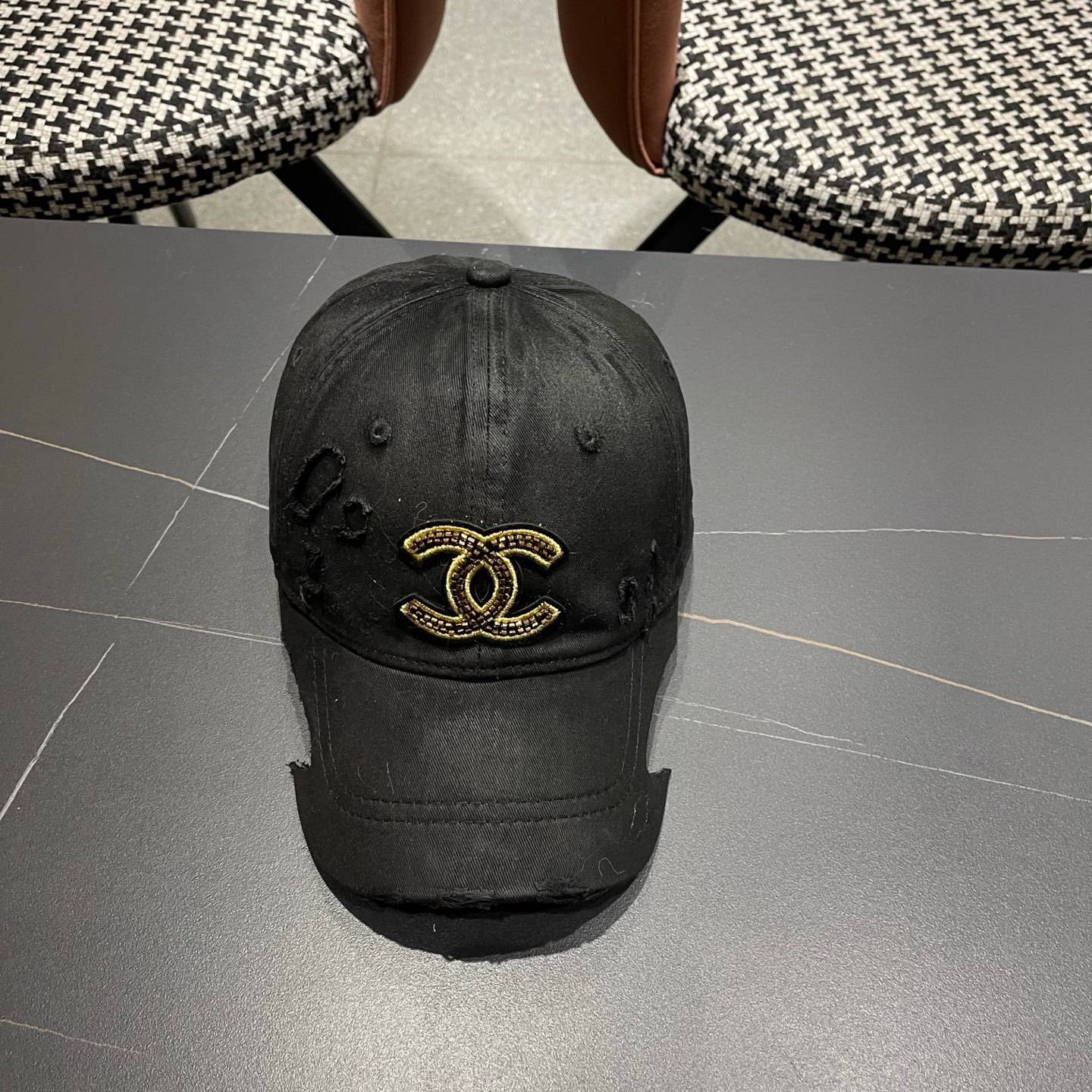 CHANEL 香奈儿春夏新款经典休闲潮流款 上架简约棒球帽🧢日韩风格，随便搭配都超好看！出门旅游，绝对要入手的一款