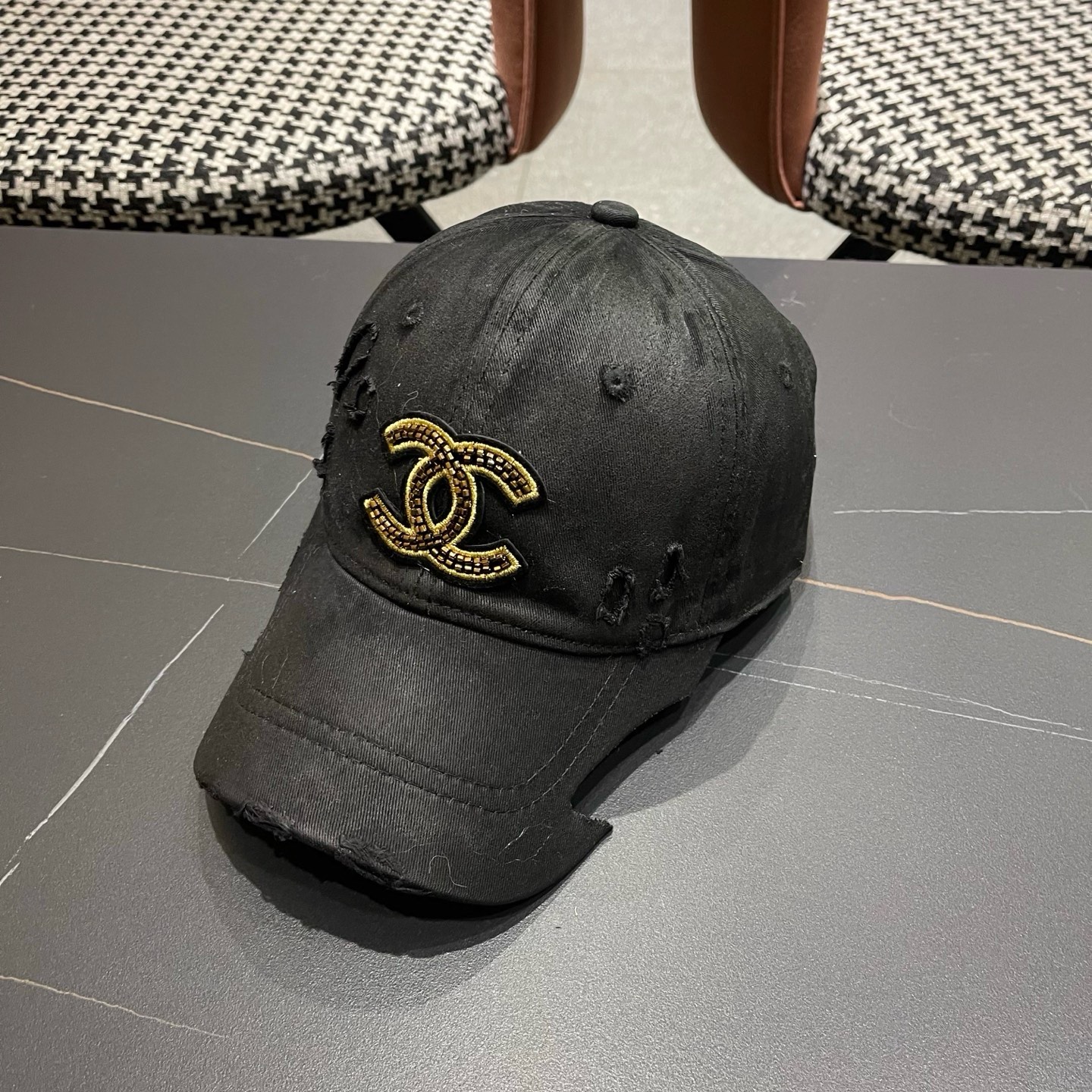 CHANEL 香奈儿春夏新款经典休闲潮流款 上架简约棒球帽🧢日韩风格，随便搭配都超好看！出门旅游，绝对要入手的一款