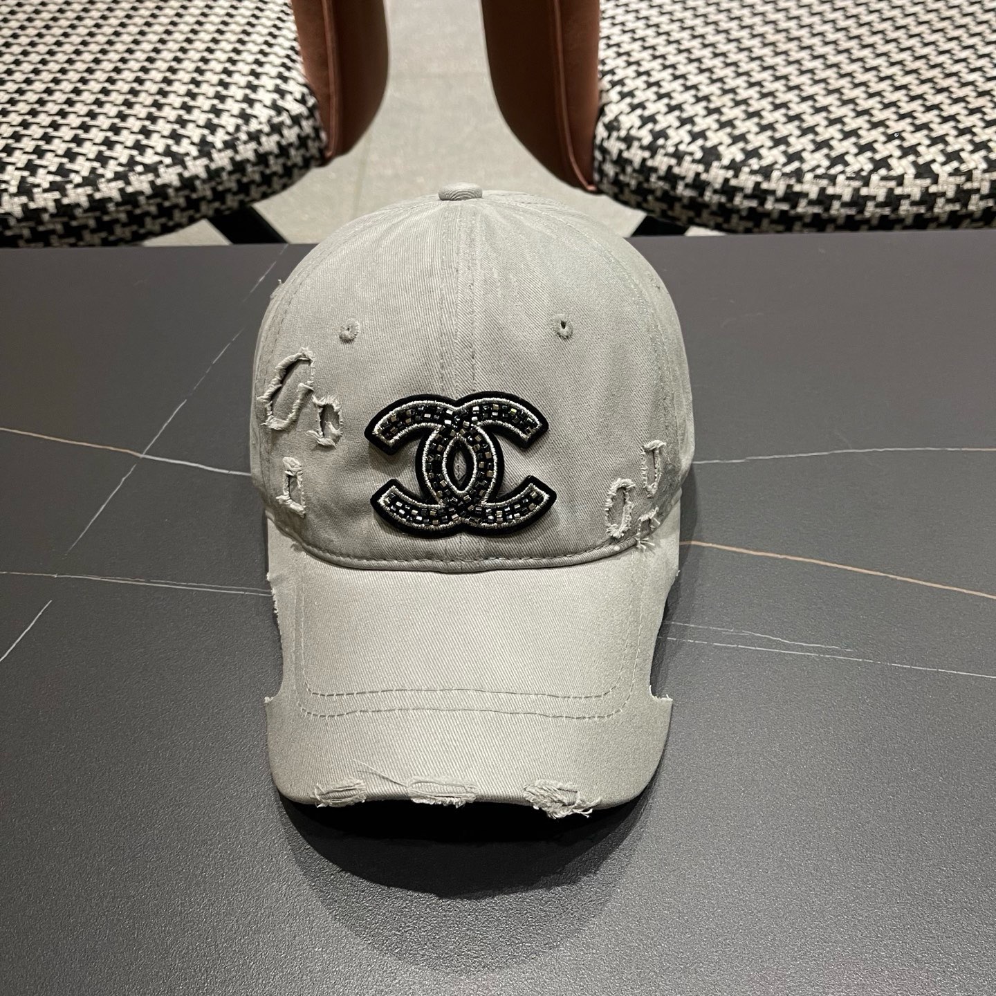 CHANEL 香奈儿春夏新款经典休闲潮流款 上架简约棒球帽🧢日韩风格，随便搭配都超好看！出门旅游，绝对要入手的一款
