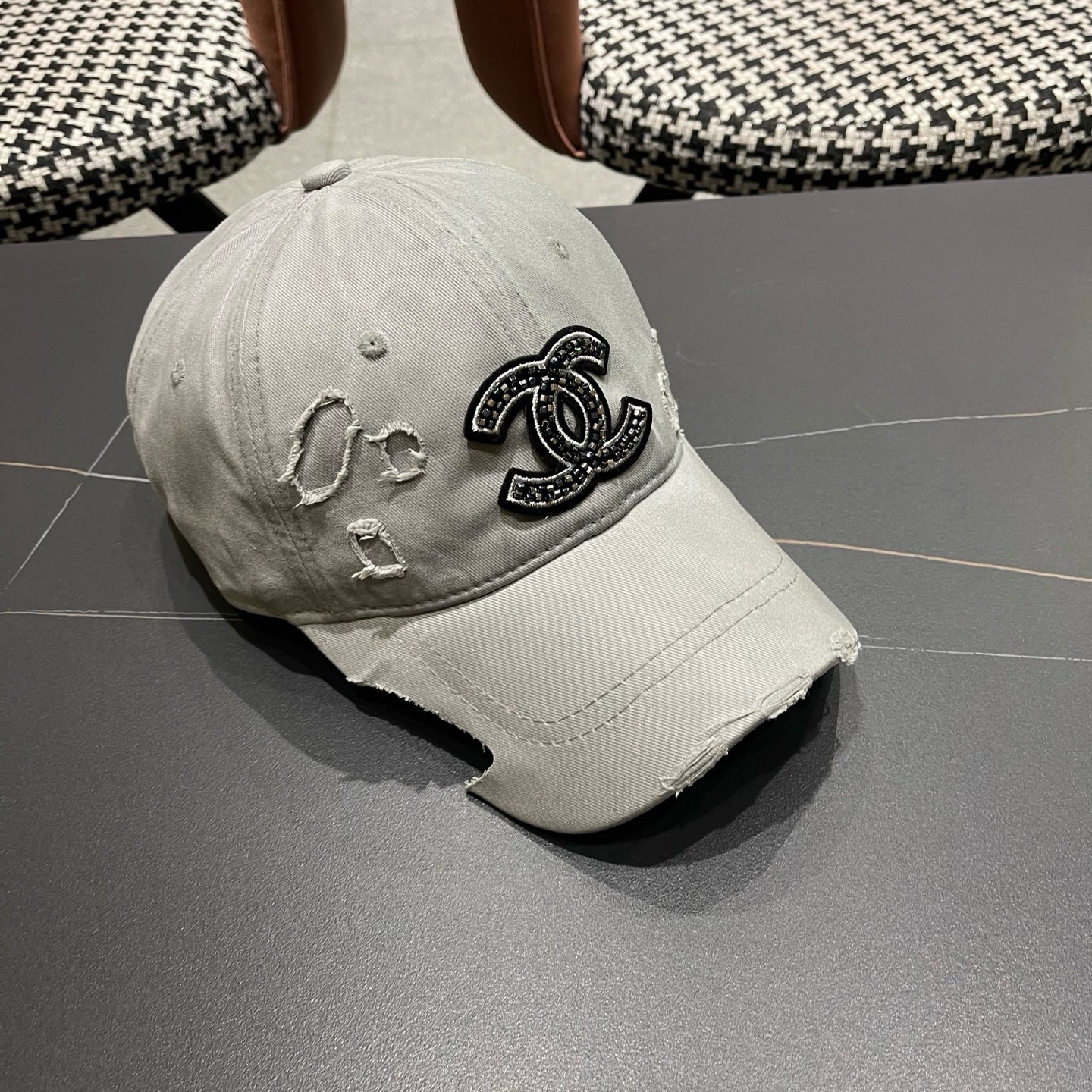 CHANEL 香奈儿春夏新款经典休闲潮流款 上架简约棒球帽🧢日韩风格，随便搭配都超好看！出门旅游，绝对要入手的一款