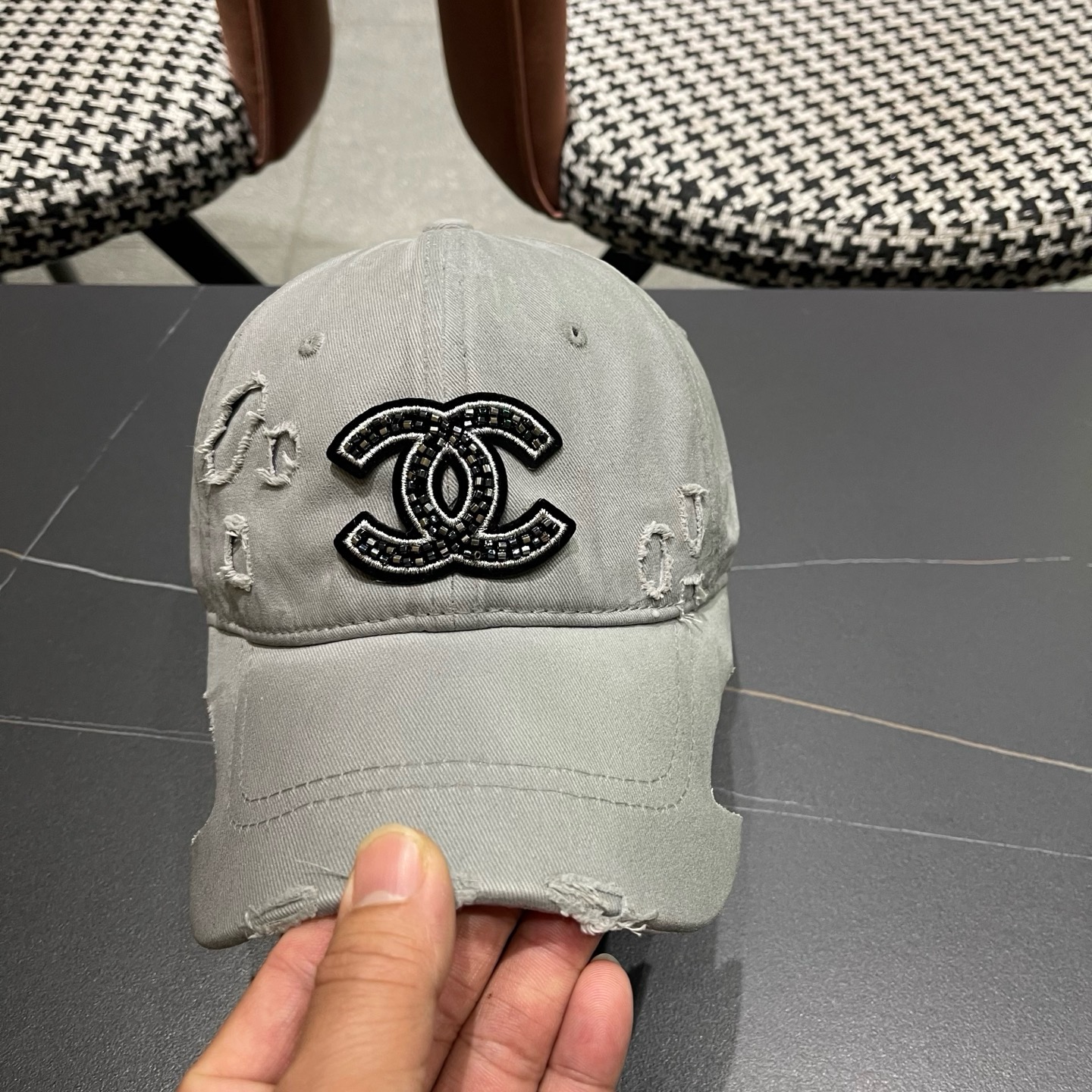 CHANEL 香奈儿春夏新款经典休闲潮流款 上架简约棒球帽🧢日韩风格，随便搭配都超好看！出门旅游，绝对要入手的一款