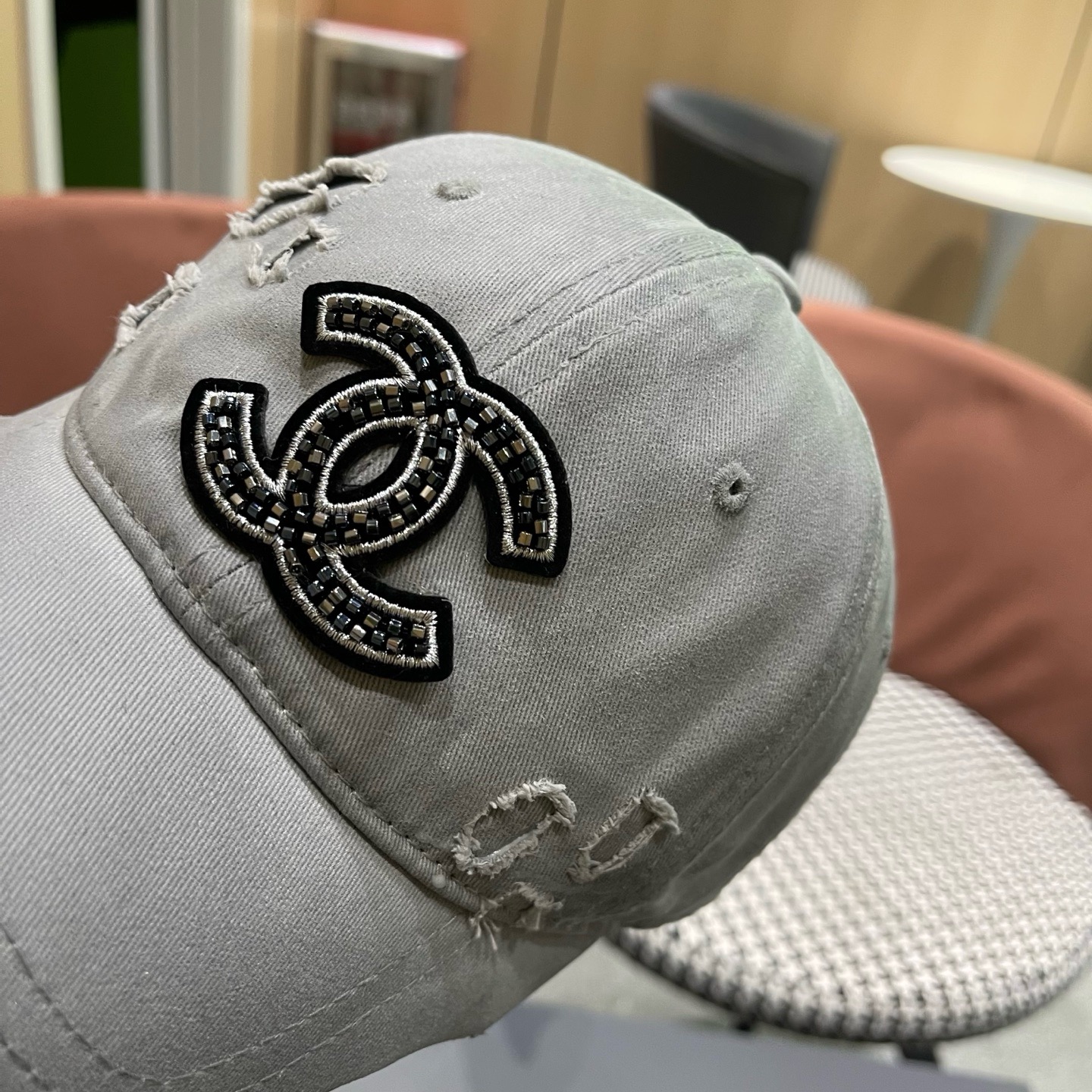 CHANEL 香奈儿春夏新款经典休闲潮流款 上架简约棒球帽🧢日韩风格，随便搭配都超好看！出门旅游，绝对要入手的一款