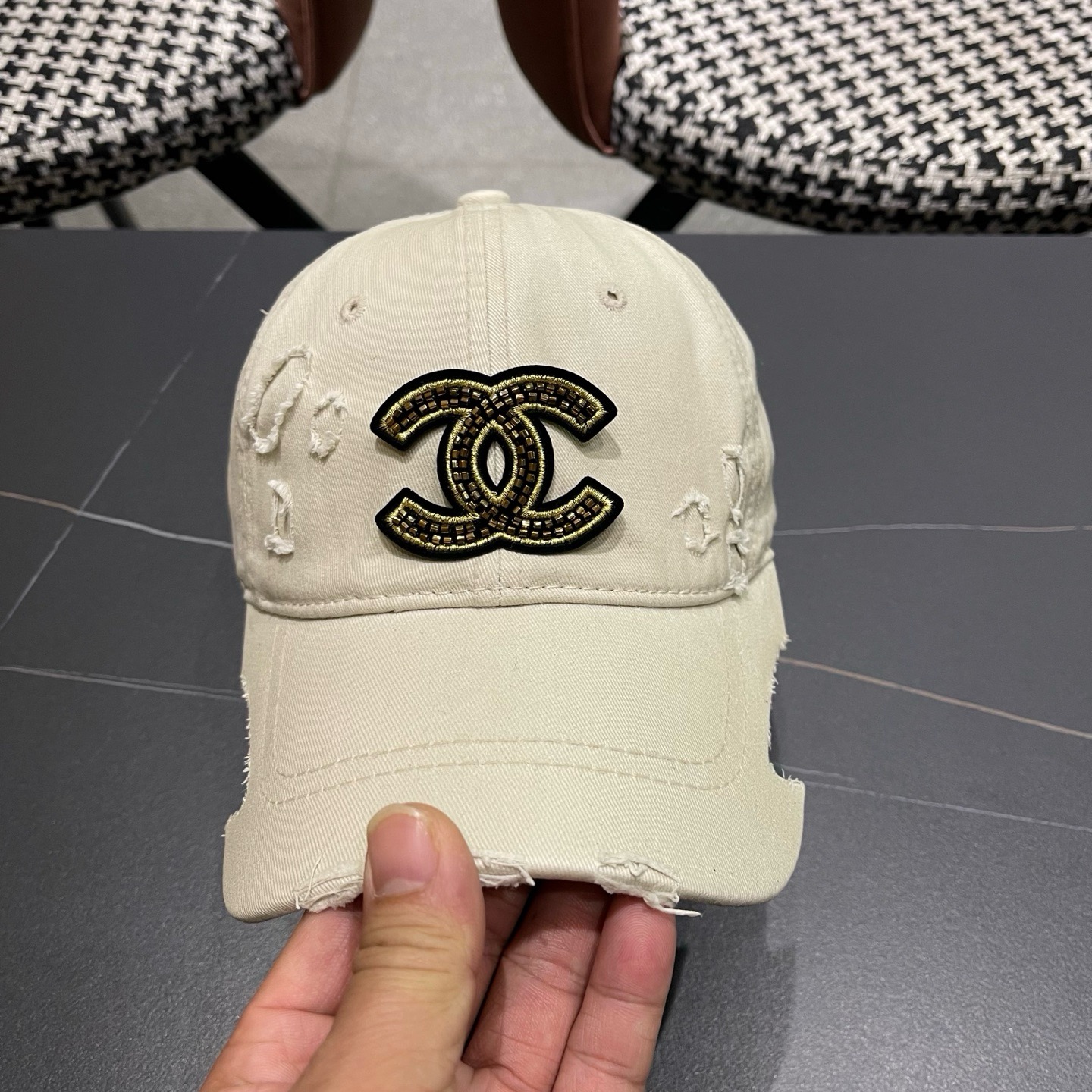 CHANEL 香奈儿春夏新款经典休闲潮流款 上架简约棒球帽🧢日韩风格，随便搭配都超好看！出门旅游，绝对要入手的一款