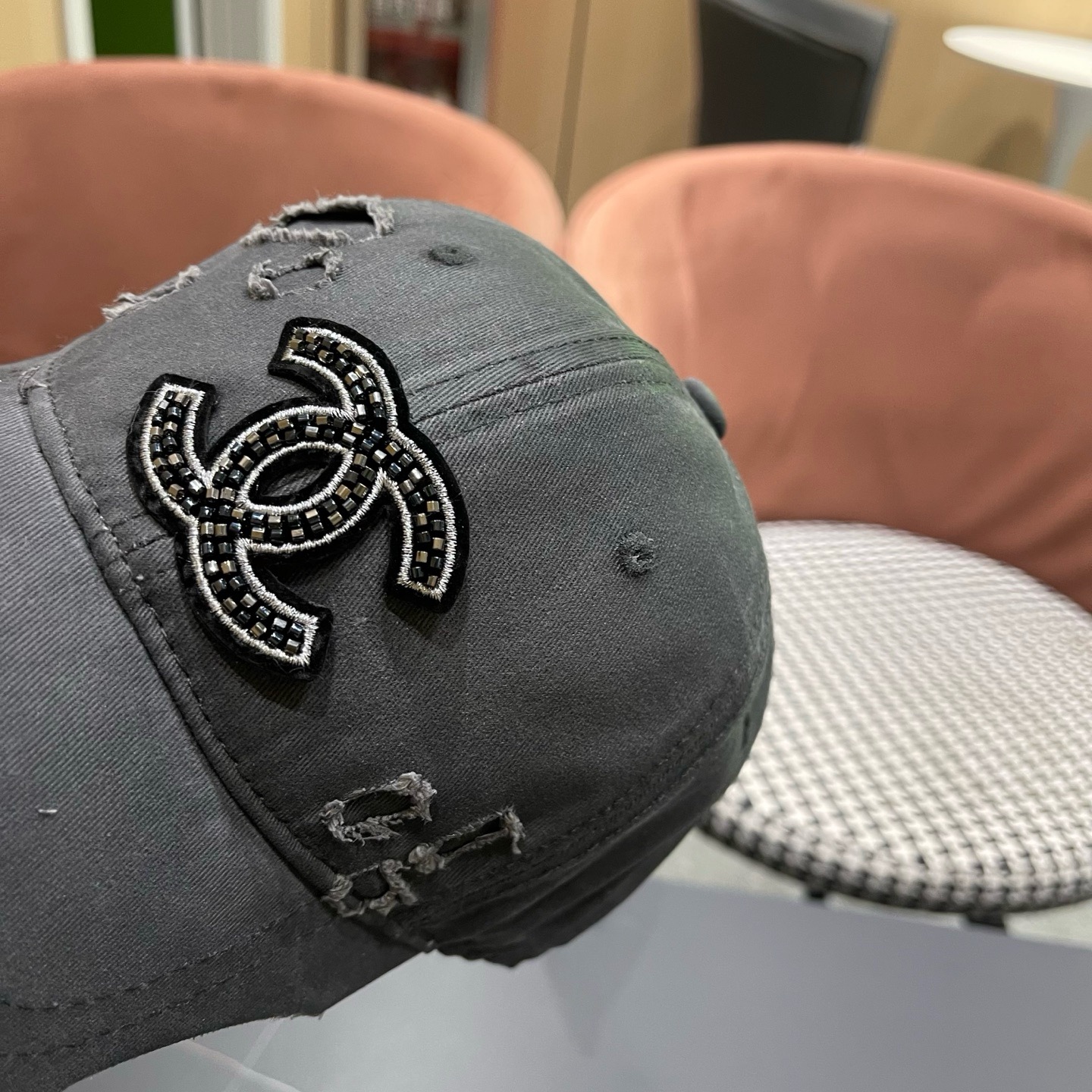 CHANEL 香奈儿春夏新款经典休闲潮流款 上架简约棒球帽🧢日韩风格，随便搭配都超好看！出门旅游，绝对要入手的一款