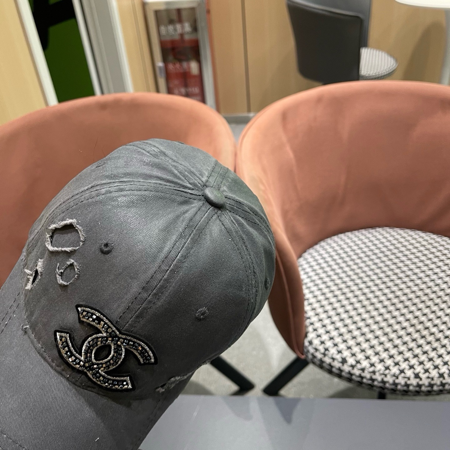 CHANEL 香奈儿春夏新款经典休闲潮流款 上架简约棒球帽🧢日韩风格，随便搭配都超好看！出门旅游，绝对要入手的一款
