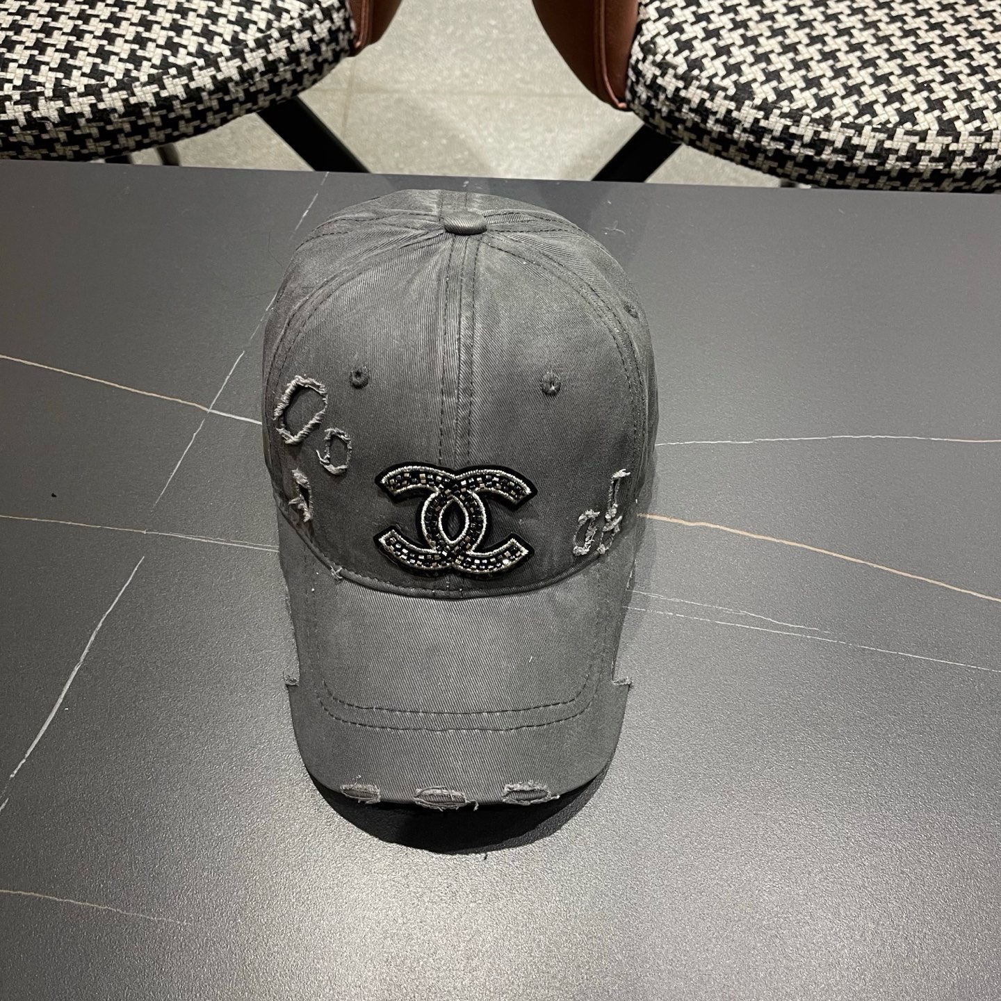 CHANEL 香奈儿春夏新款经典休闲潮流款 上架简约棒球帽🧢日韩风格，随便搭配都超好看！出门旅游，绝对要入手的一款