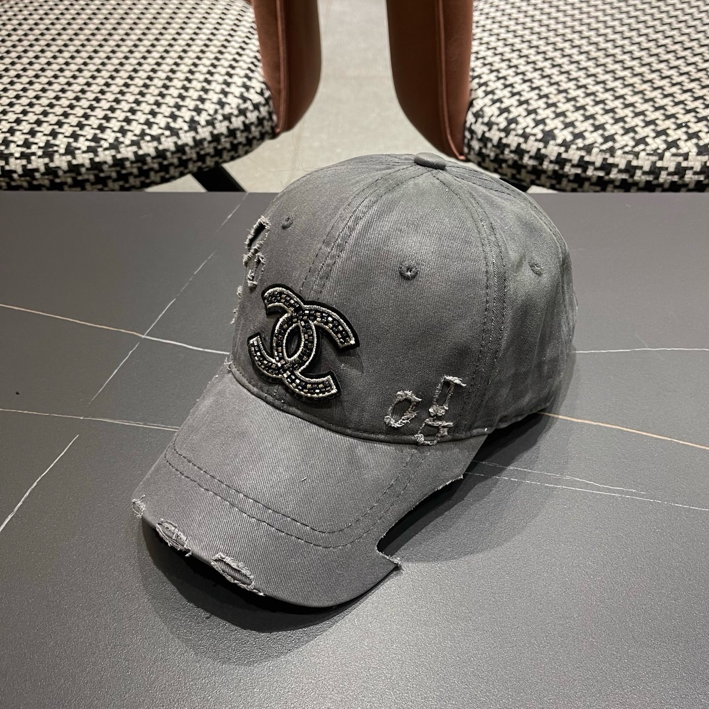 CHANEL 香奈儿春夏新款经典休闲潮流款 上架简约棒球帽🧢日韩风格，随便搭配都超好看！出门旅游，绝对要入手的一款
