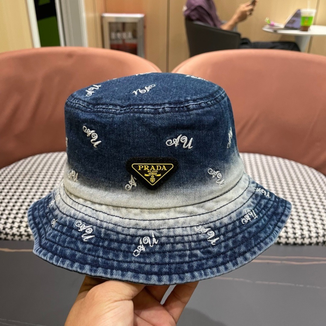 普拉达PRADA 新款夏天沙滩牛仔渔夫帽出街必备