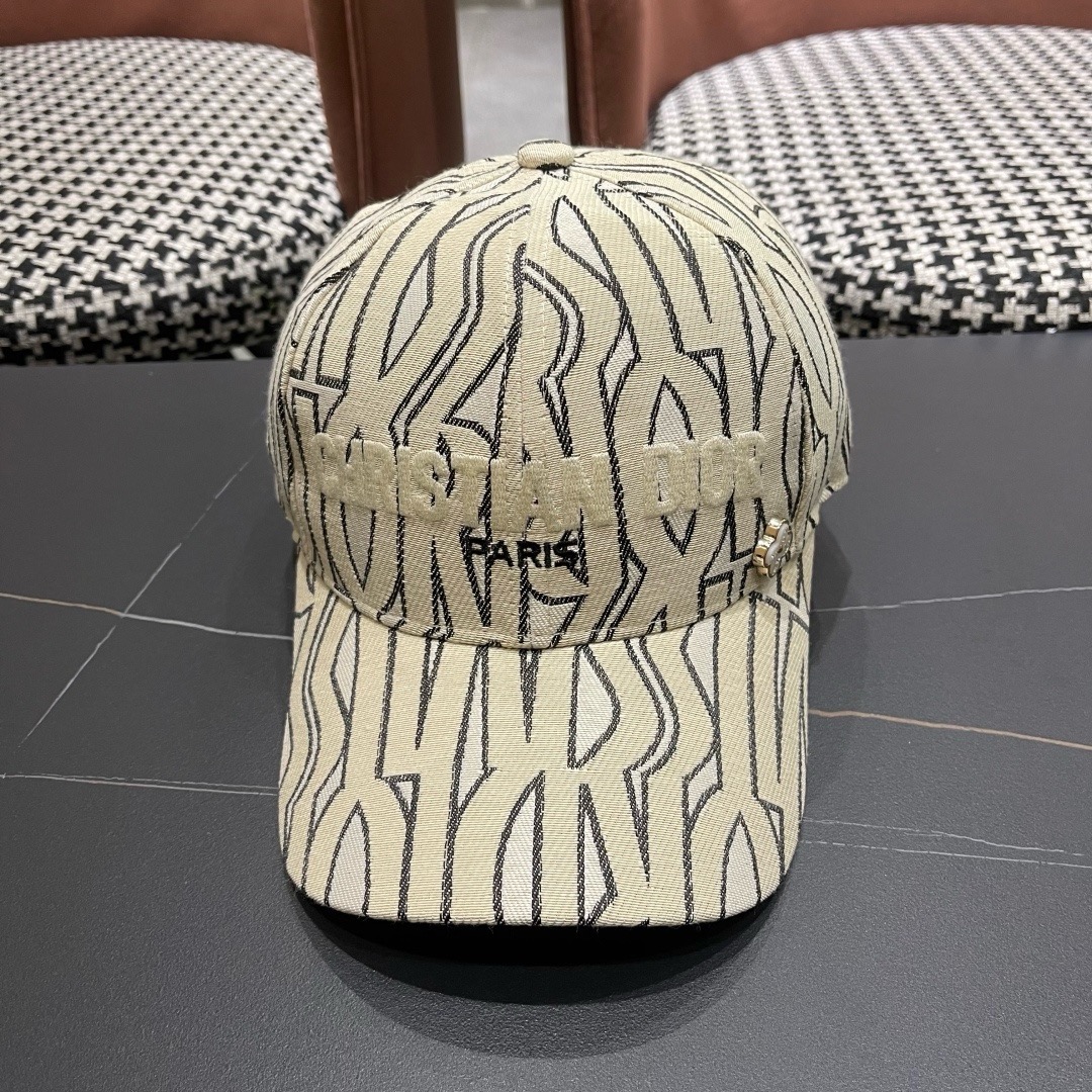 NO:755654,Dior's new embroidered baseball cap, with super high sun protection index, especially small face, stylish and not soft, can be folded at will, easy to carry, straw hat, fisherman hat, baseball cap, hat, dior, dior, espadrilles, hats19860909迪奥Dior 新款刺绣棒球帽,防晒指数超高,特别显脸小,有型不软塌,可随意折叠,携带方便帽子草帽渔夫帽棒球帽,帽子,dior,dior,espadrilles,hats,hat