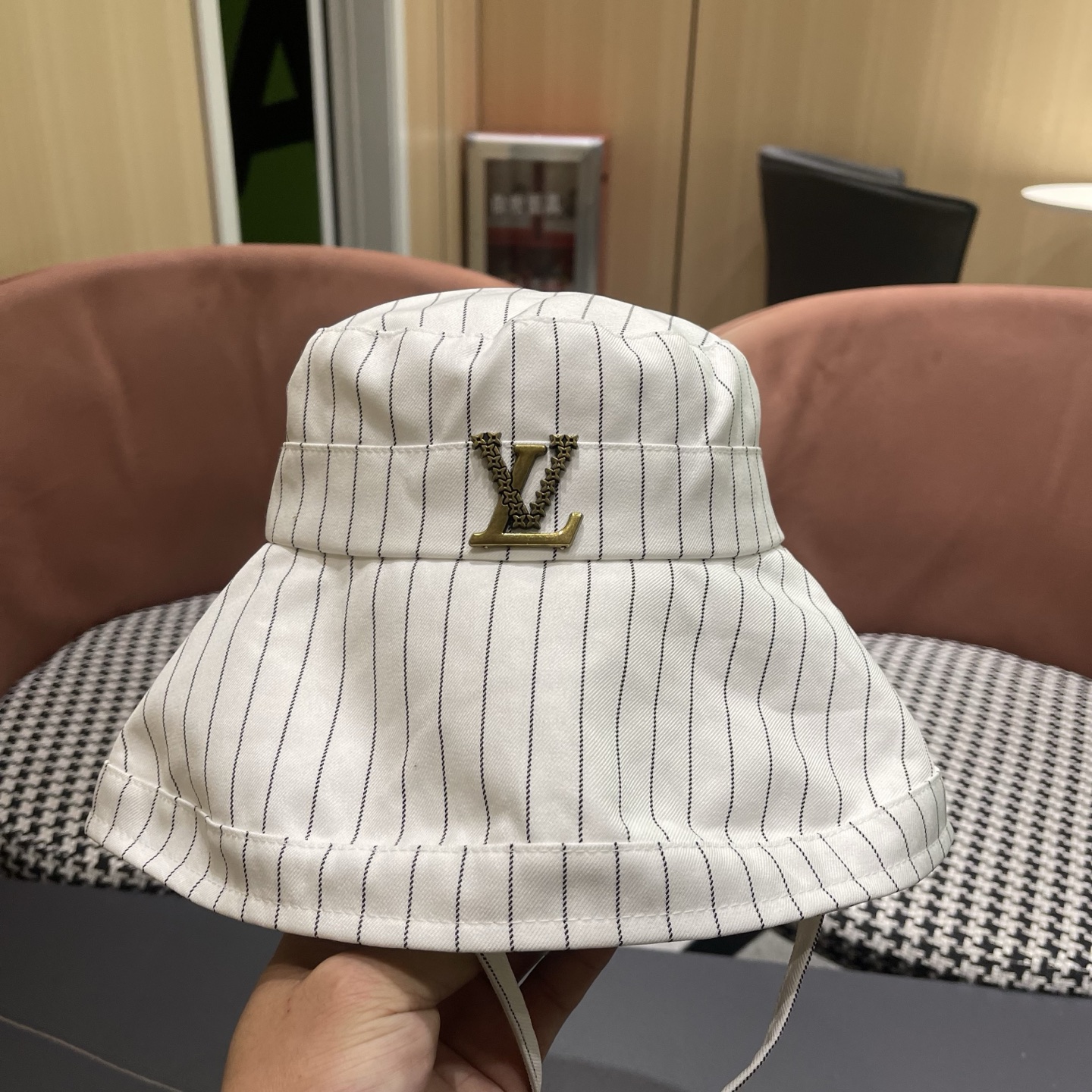 路易威登LV 春夏韩系ins条纹渔夫帽女春夏季度假风防晒遮阳帽