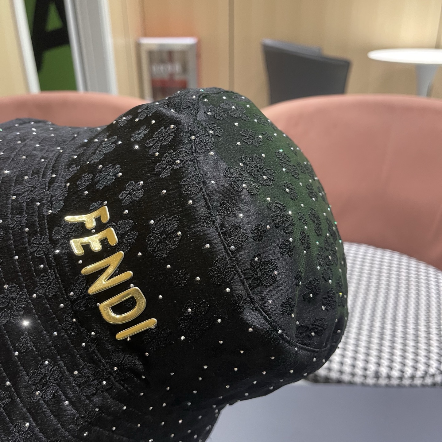 FENDI芬迪韩国全钻烫钻绣花渔夫帽女夏满水钻显脸小出游时 尚盆帽可折叠防晒