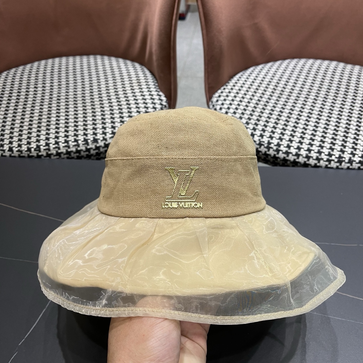 【LV路易威登】夏季薄款遮阳大帽檐渔夫帽～简约大气,