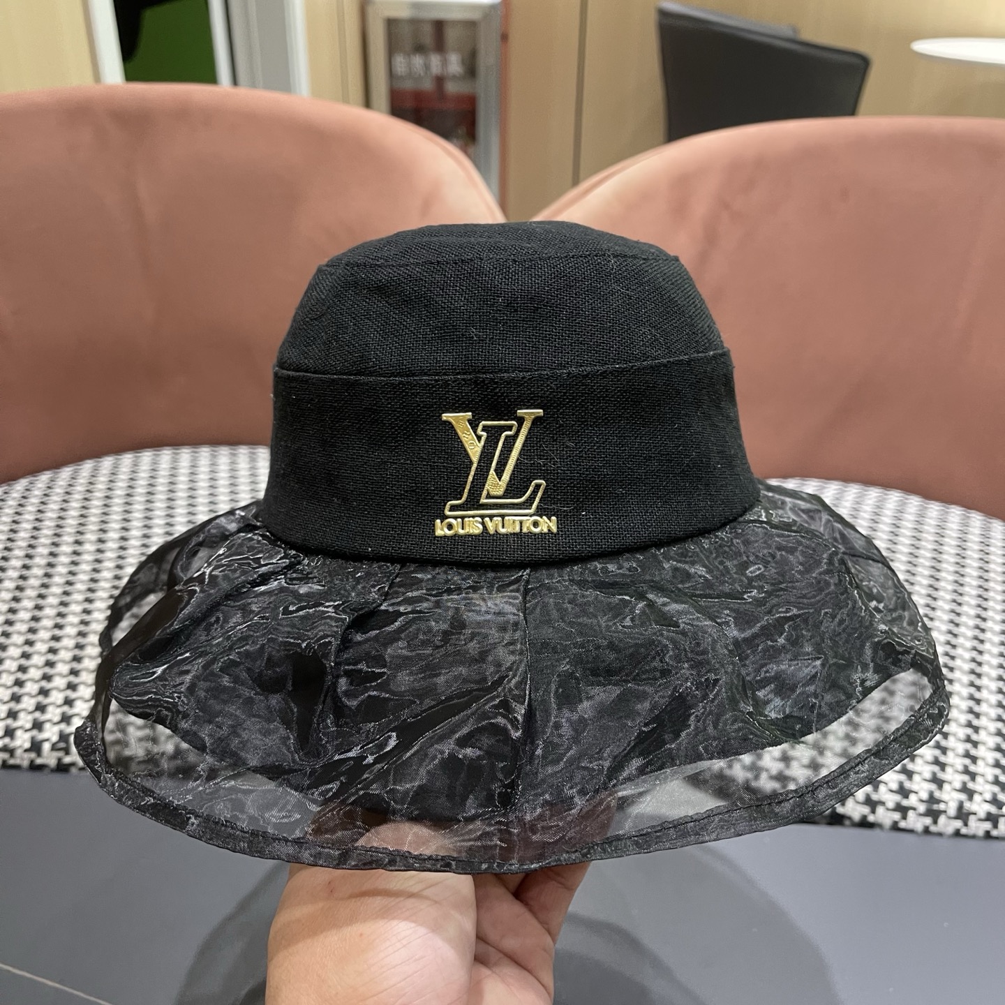【LV路易威登】夏季薄款遮阳大帽檐渔夫帽～简约大气,