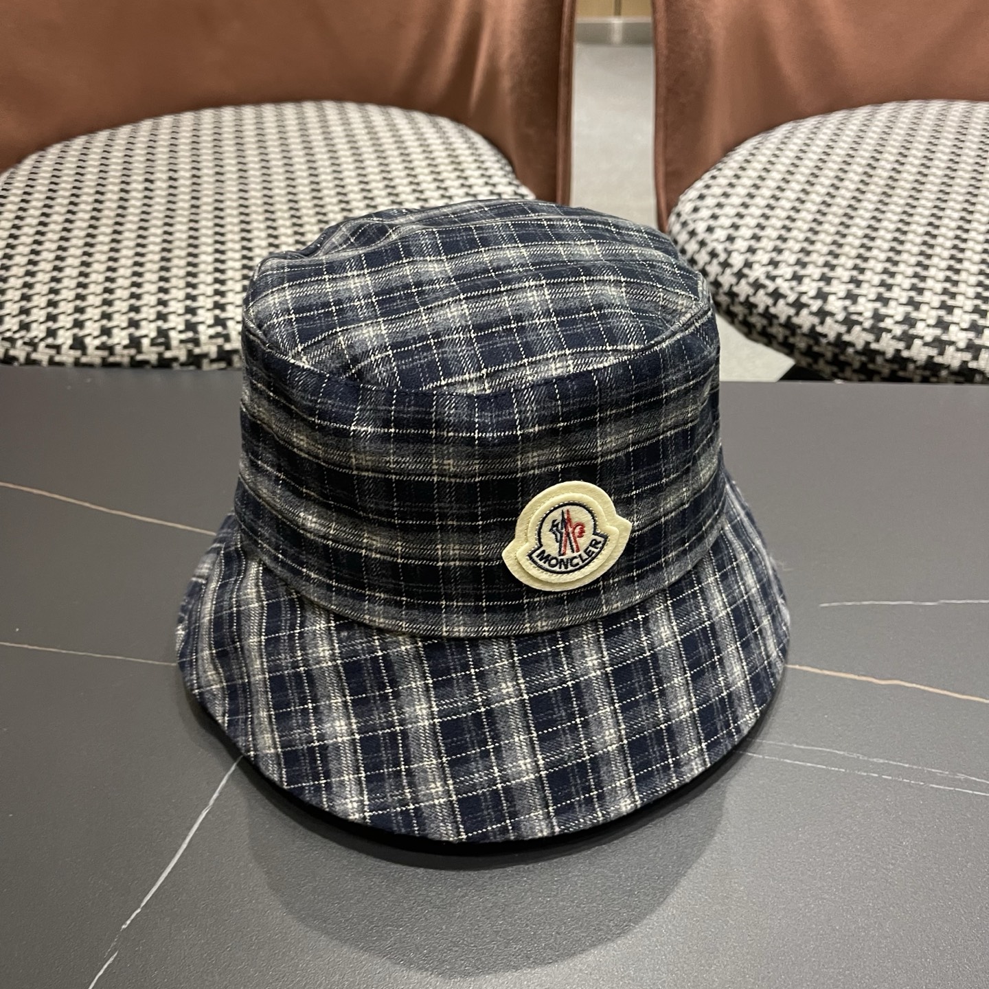 MONCLER（蒙口）日系复古格纹渔夫帽子女春秋季品脸小休闲百搭 文艺水桶帽盆帽潮流
