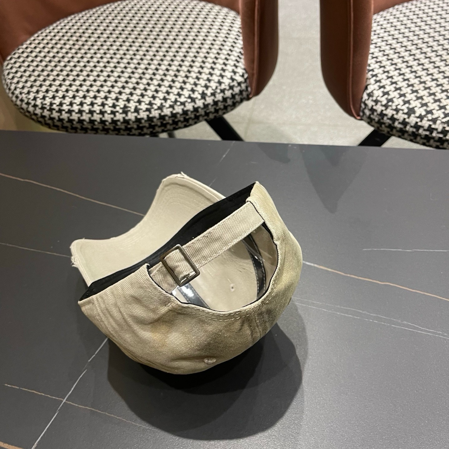 LV路易威登 复古做旧水洗棒球帽子女宽檐加深显脸小遮阳破洞鸭舌帽男