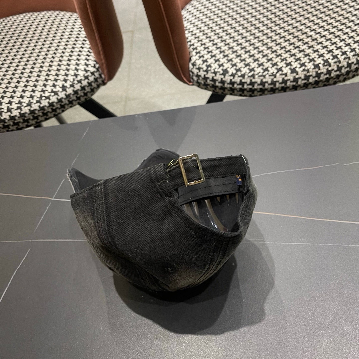 LV路易威登 复古做旧水洗棒球帽子女宽檐加深显脸小遮阳破洞鸭舌帽男