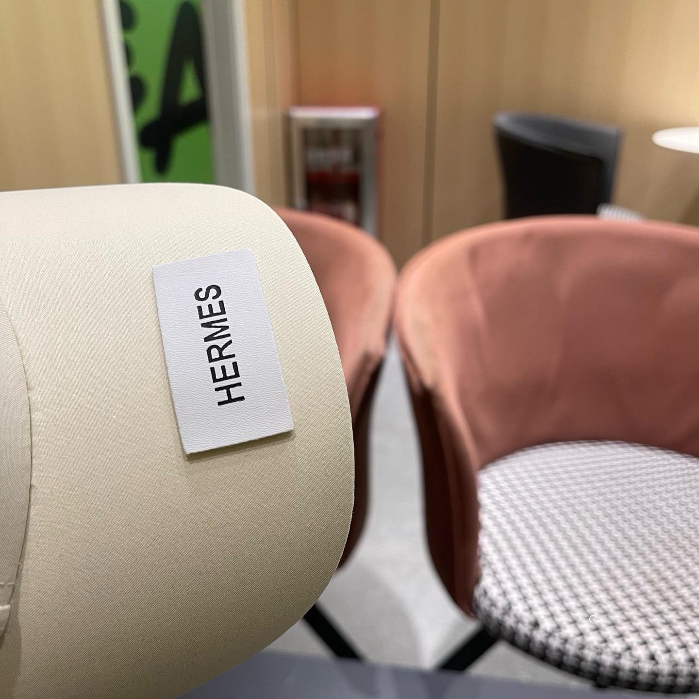 HERMÈS (爱马仕)原单棒球帽，正品开模订制，原版透气帆布面料原厂精钢调节扣，做工细致，时尚帅气质量