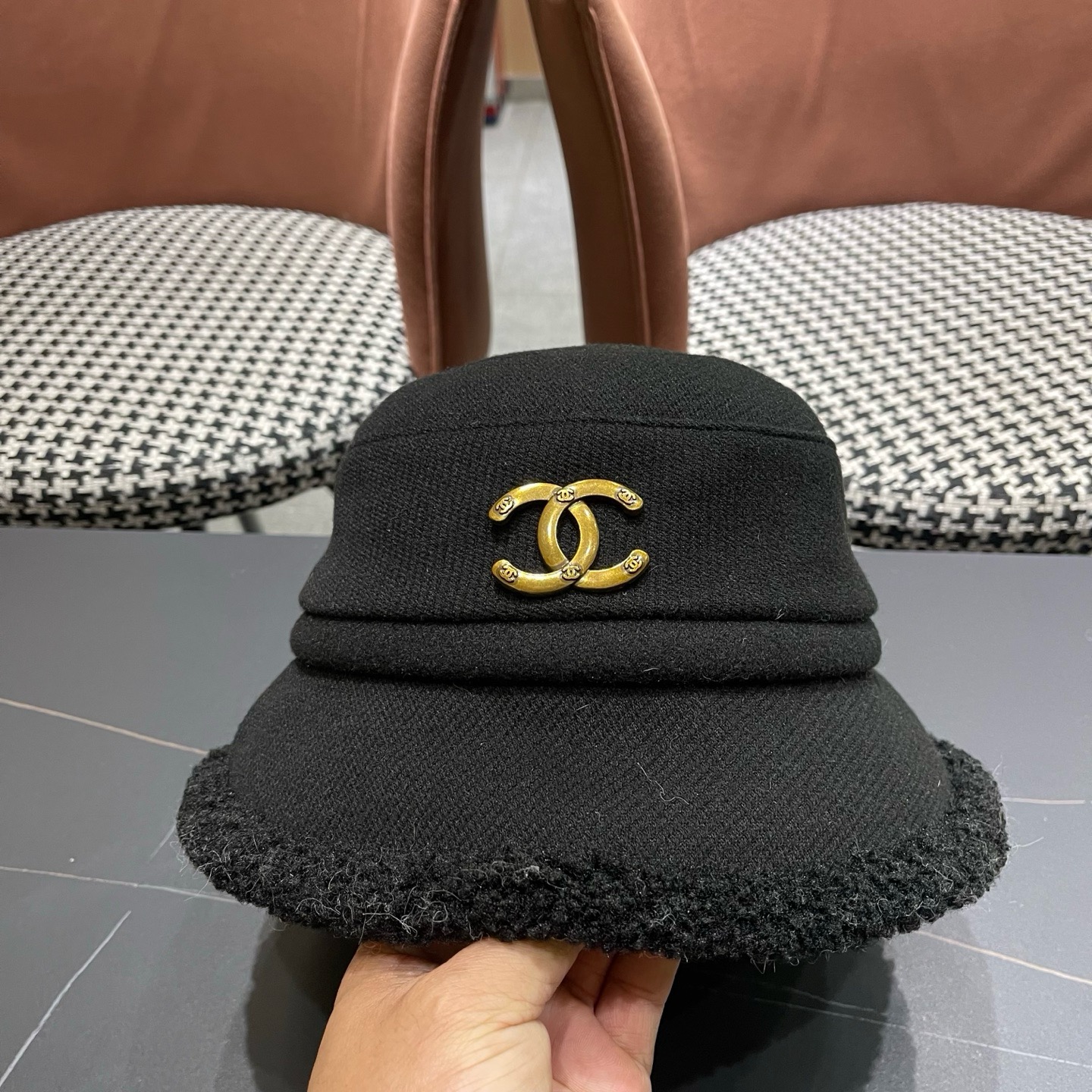 香奈儿CHANEL渔夫帽女秋冬季百搭显脸小盆帽加厚保暖防寒水桶帽子