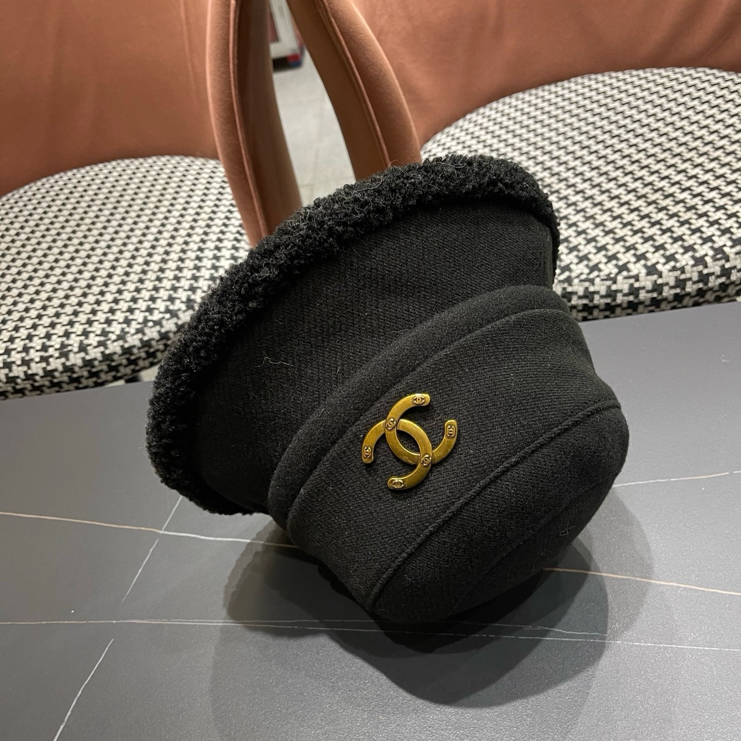 香奈儿CHANEL渔夫帽女秋冬季百搭显脸小盆帽加厚保暖防寒水桶帽子