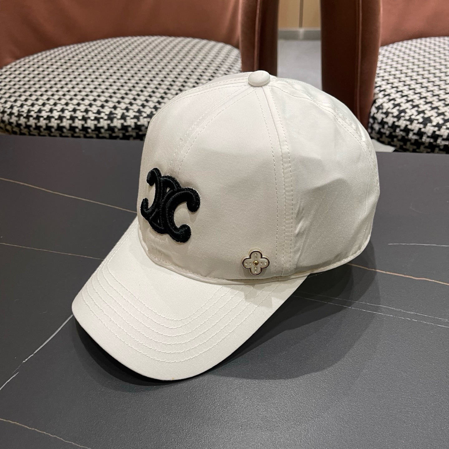 【CELNE 赛琳】棒球帽👍日韩休闲潮流，高端品质时尚大气❤️❤️❤️百搭爆款🔥🔥🔥男女同款配防尘袋，旅