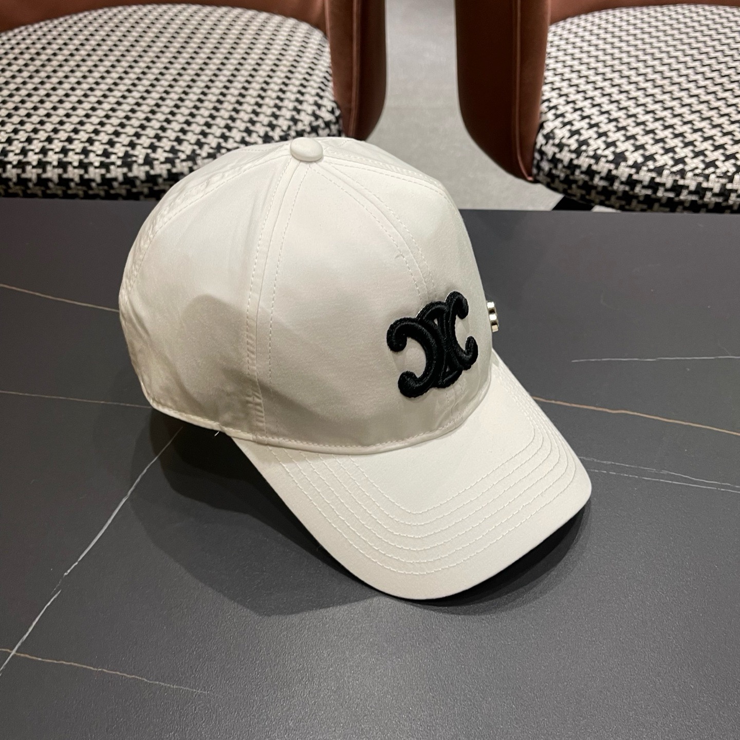 【CELNE 赛琳】棒球帽👍日韩休闲潮流，高端品质时尚大气❤️❤️❤️百搭爆款🔥🔥🔥男女同款配防尘袋，旅