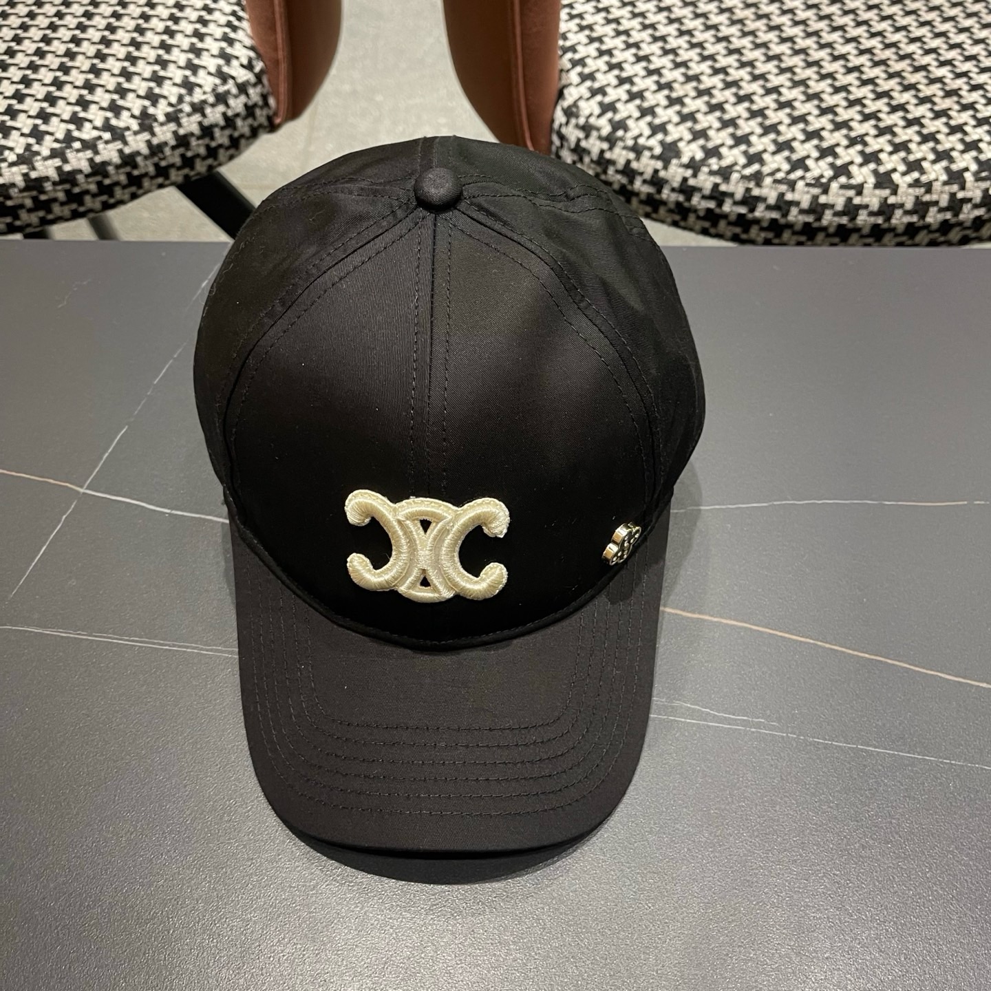 【CELNE 赛琳】棒球帽👍日韩休闲潮流，高端品质时尚大气❤️❤️❤️百搭爆款🔥🔥🔥男女同款配防尘袋，旅