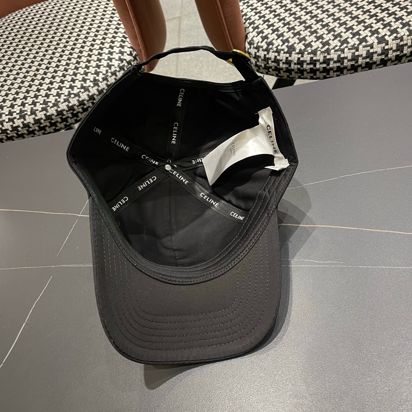 【CELNE 赛琳】棒球帽👍日韩休闲潮流，高端品质时尚大气❤️❤️❤️百搭爆款🔥🔥🔥男女同款配防尘袋，旅