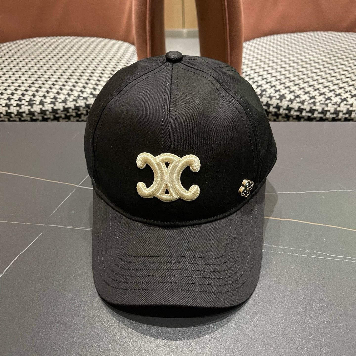 NO:704091,[CELNE Celine] Japanese and Korean casual baseball caps, high-end quality, fashionable and versatile, popular styles for men and women, with dust bag, essential travel hats, fisherman hats, baseball caps, knitted hats, hats, celine, espadrilles, hats19860909【CELNE 赛琳】棒球帽日韩休闲潮流,高端品质时尚大气百搭爆款男女同款配防尘袋,旅行必备之品帽子渔夫帽棒球帽针织帽,帽子,celine,espadrilles,hats,hat