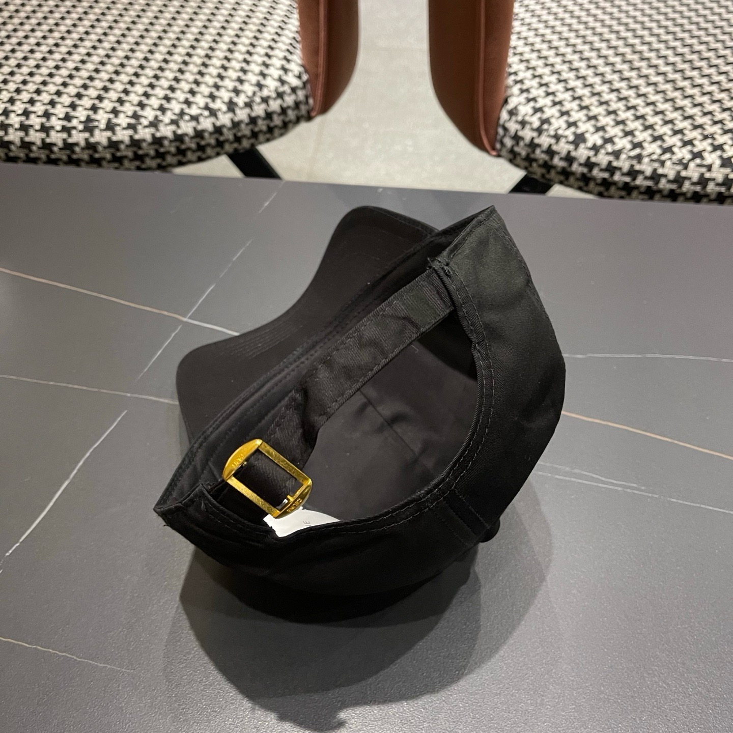 【CELNE 赛琳】棒球帽👍日韩休闲潮流，高端品质时尚大气❤️❤️❤️百搭爆款🔥🔥🔥男女同款配防尘袋，旅