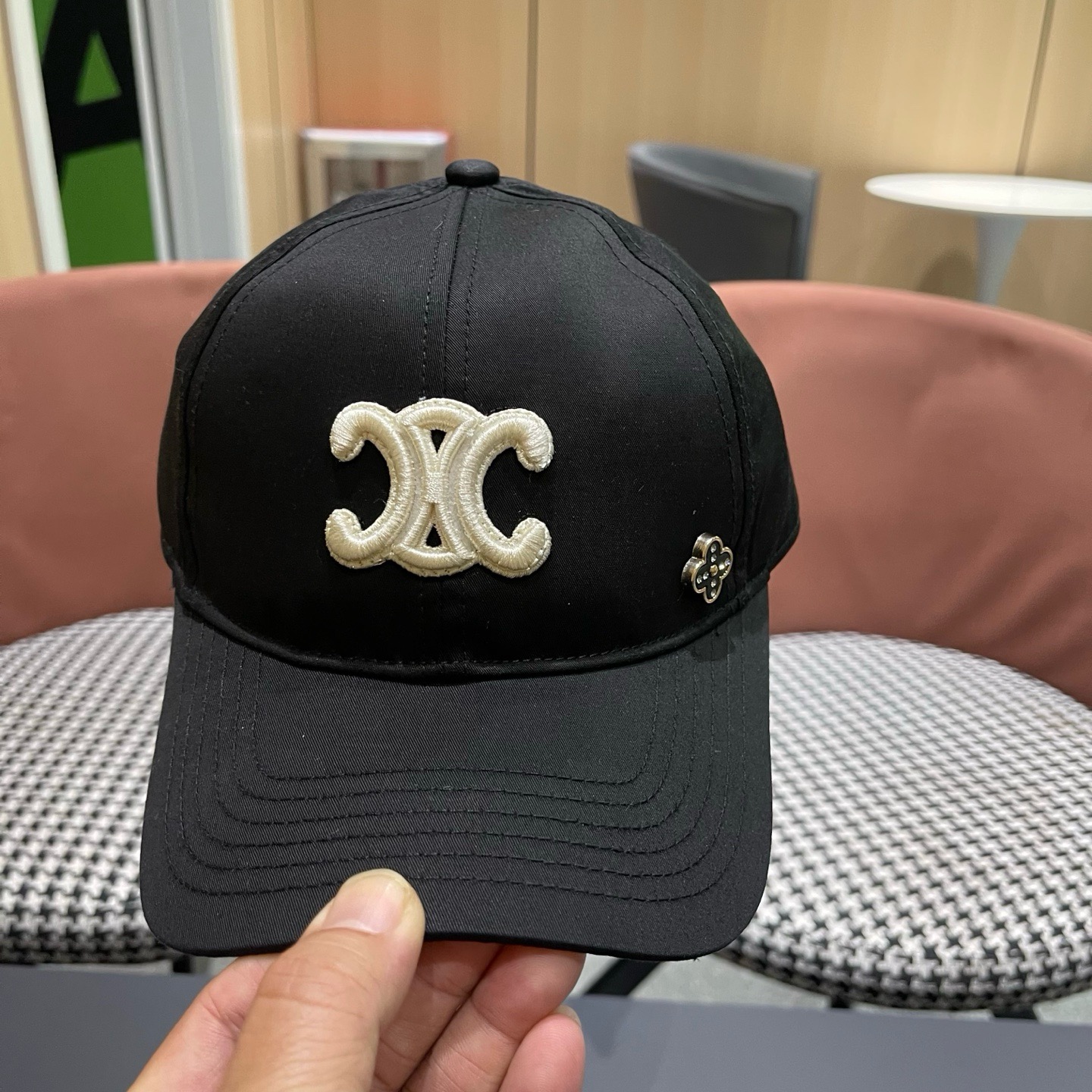 【CELNE 赛琳】棒球帽👍日韩休闲潮流，高端品质时尚大气❤️❤️❤️百搭爆款🔥🔥🔥男女同款配防尘袋，旅