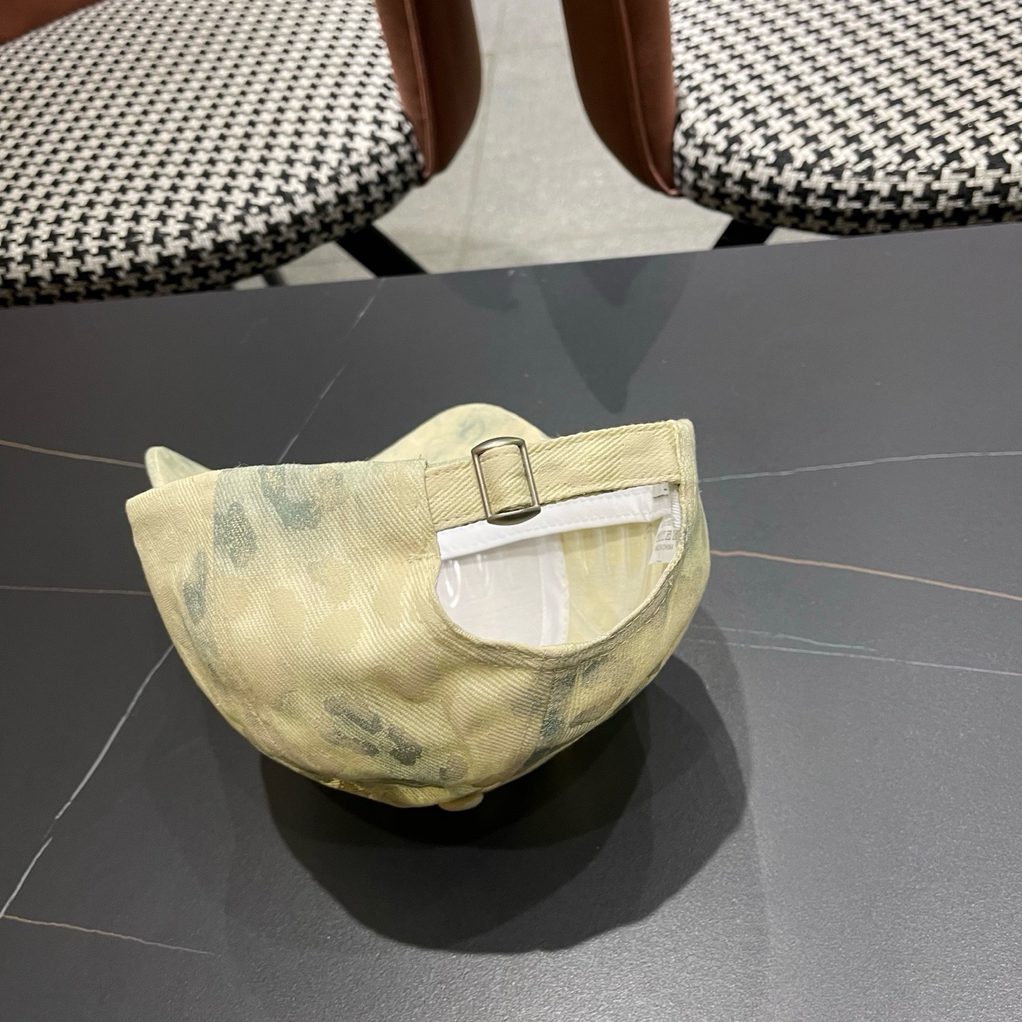 MONCLER（蒙口）美式复古涂鸦棒球帽子女新款大头围户外遮阳硬顶鸭舌帽男士