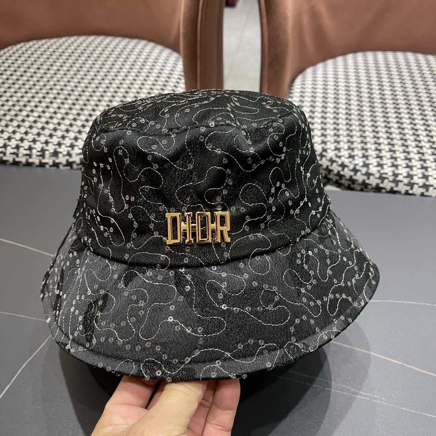 Dior(迪奥)新款渔夫帽， 精致純也格调很有感觉，很酷很时尚，质量超赞