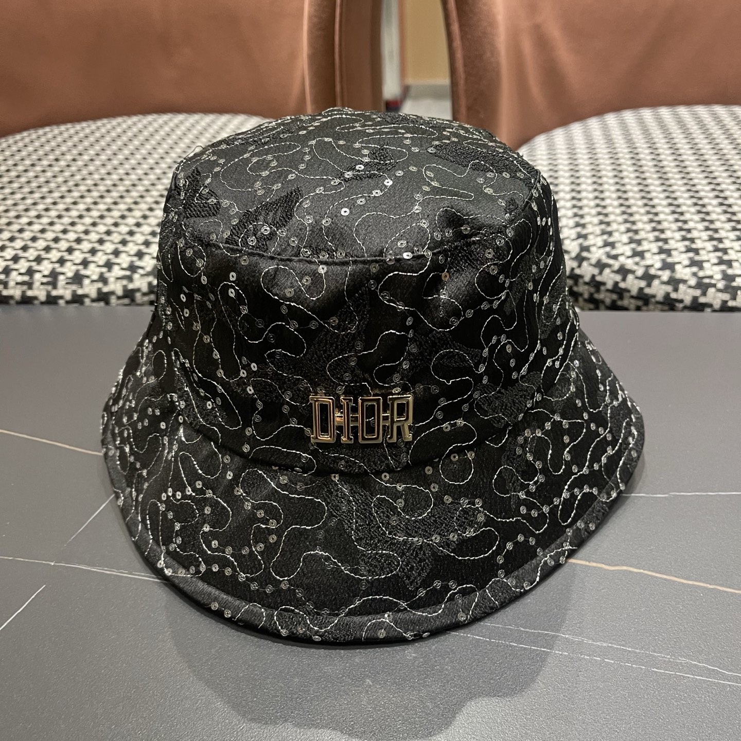 Dior(迪奥)新款渔夫帽， 精致純也格调很有感觉，很酷很时尚，质量超赞