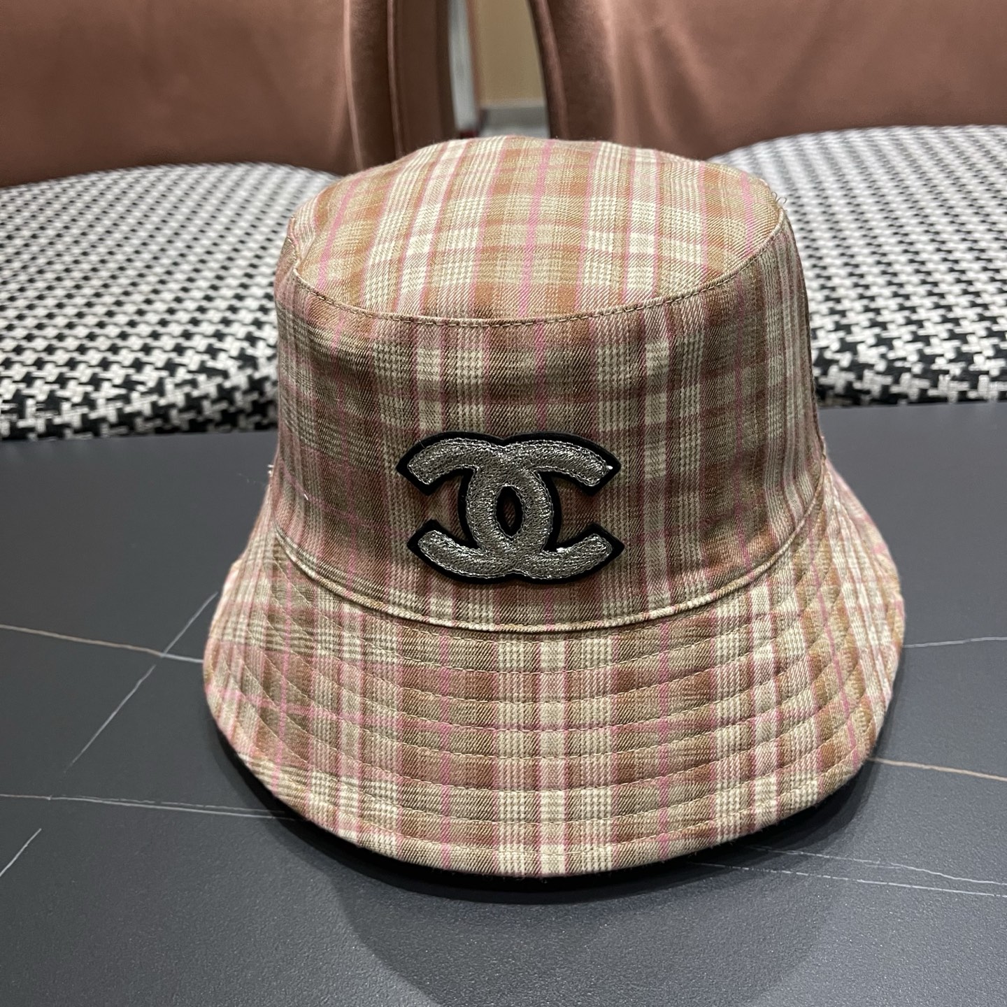 香奈儿 韩版复古格纹渔夫帽子女款春秋季户外遮脸显脸小百搭双面水桶帽盆帽潮