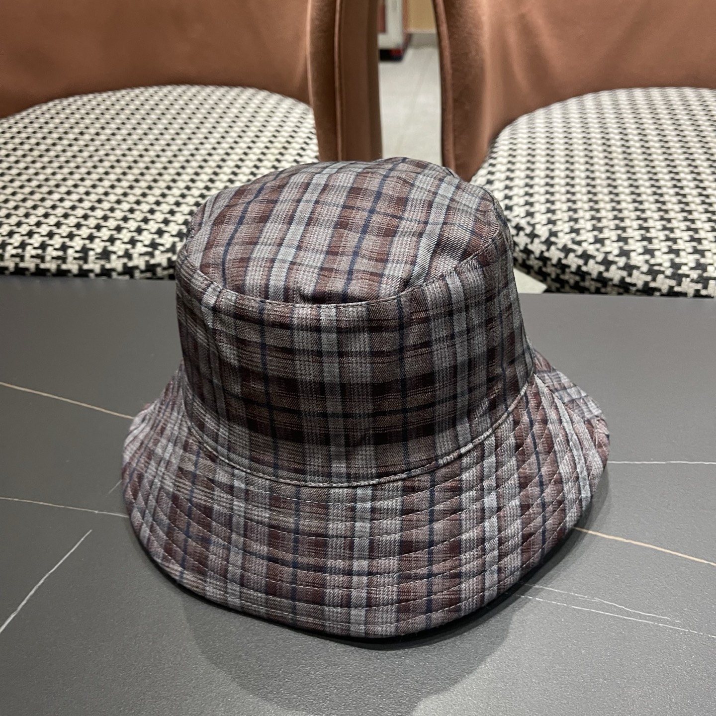 香奈儿 韩版复古格纹渔夫帽子女款春秋季户外遮脸显脸小百搭双面水桶帽盆帽潮