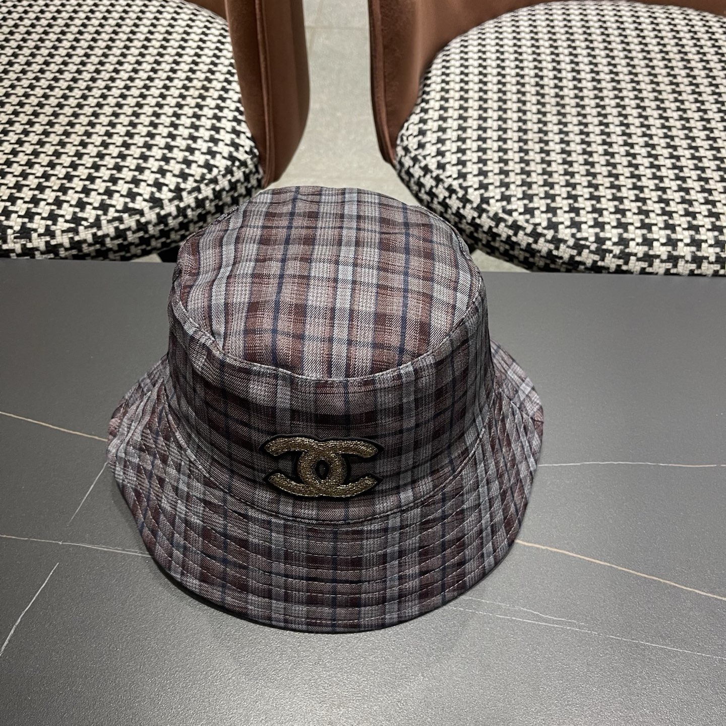 香奈儿 韩版复古格纹渔夫帽子女款春秋季户外遮脸显脸小百搭双面水桶帽盆帽潮