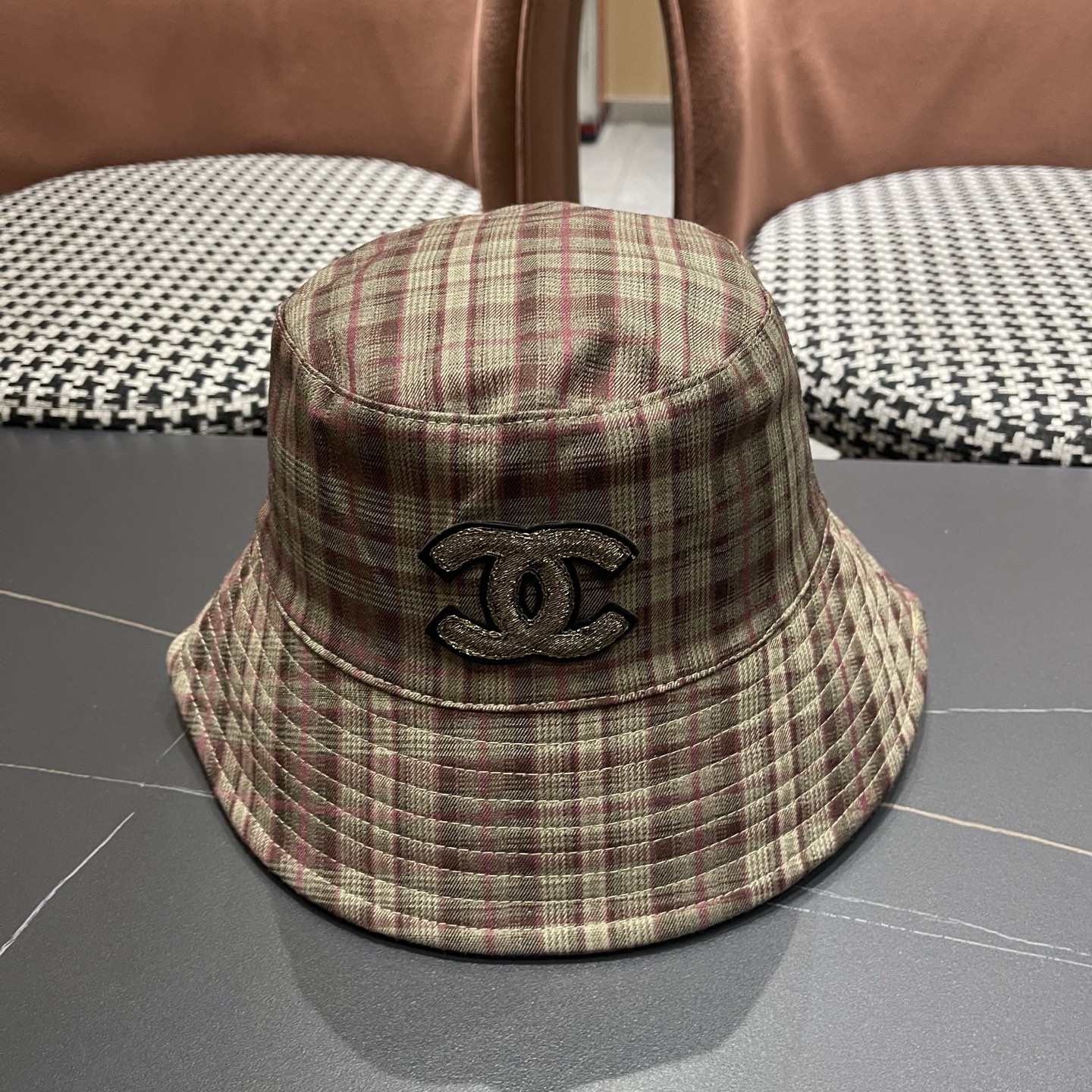 香奈儿 韩版复古格纹渔夫帽子女款春秋季户外遮脸显脸小百搭双面水桶帽盆帽潮