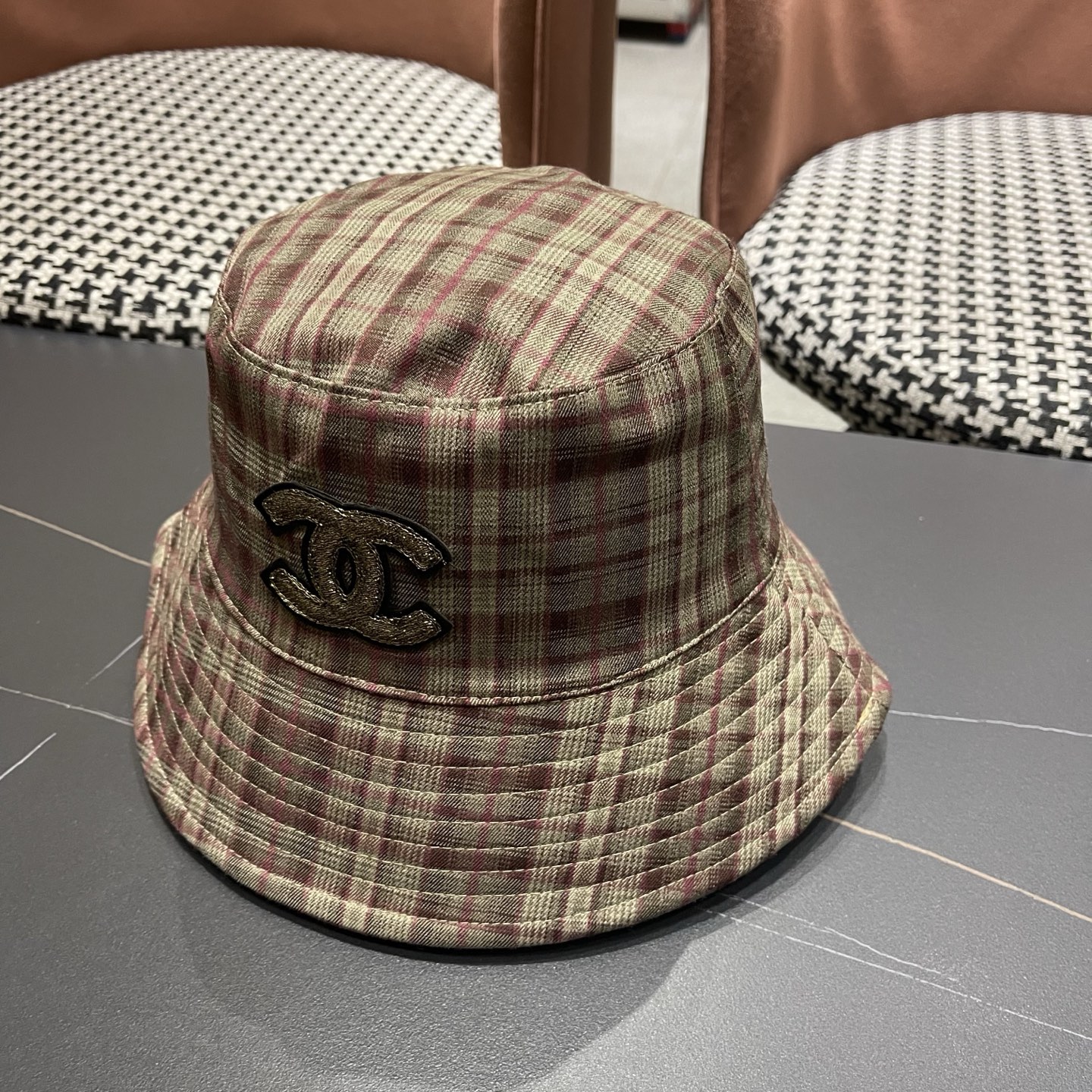 香奈儿 韩版复古格纹渔夫帽子女款春秋季户外遮脸显脸小百搭双面水桶帽盆帽潮