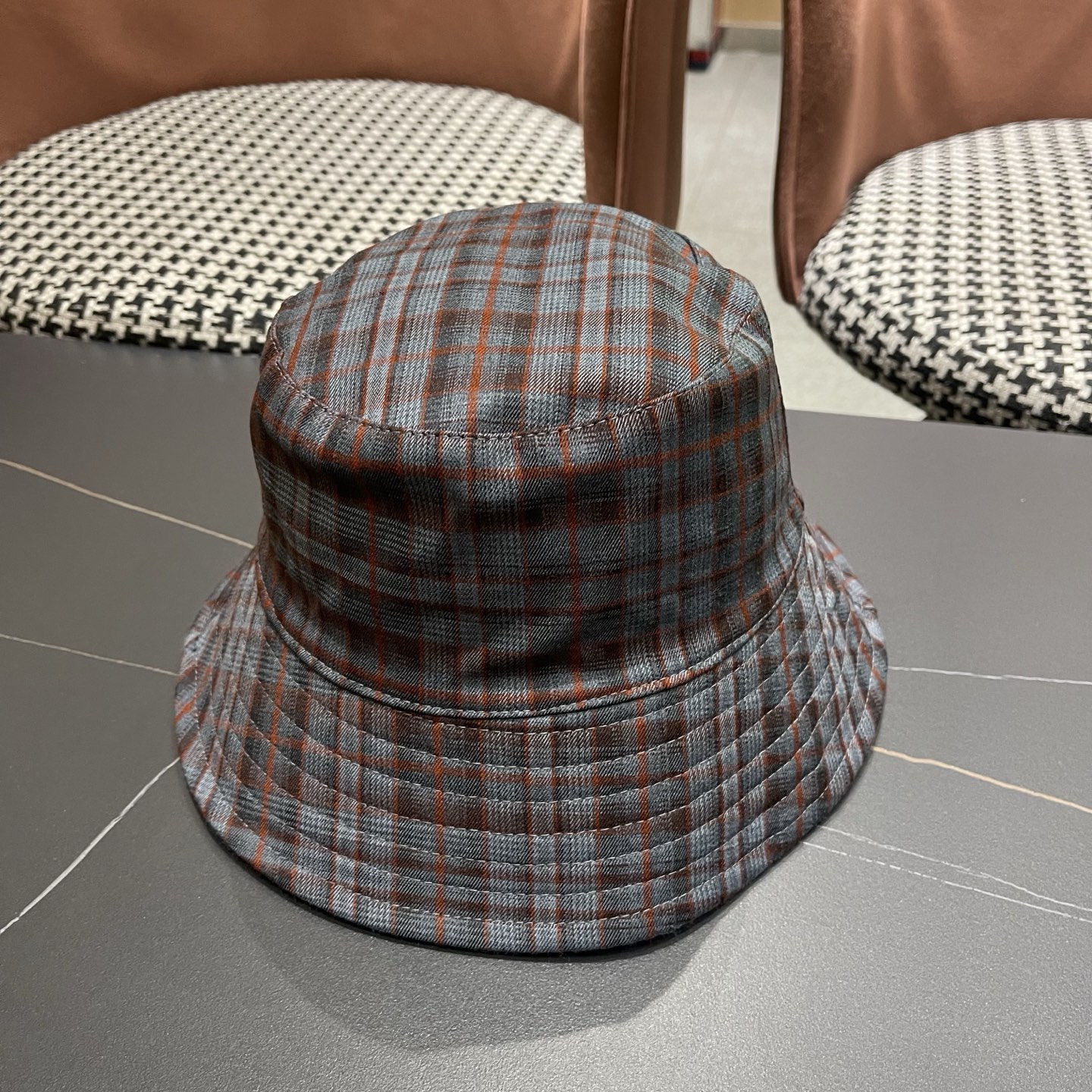 香奈儿 韩版复古格纹渔夫帽子女款春秋季户外遮脸显脸小百搭双面水桶帽盆帽潮