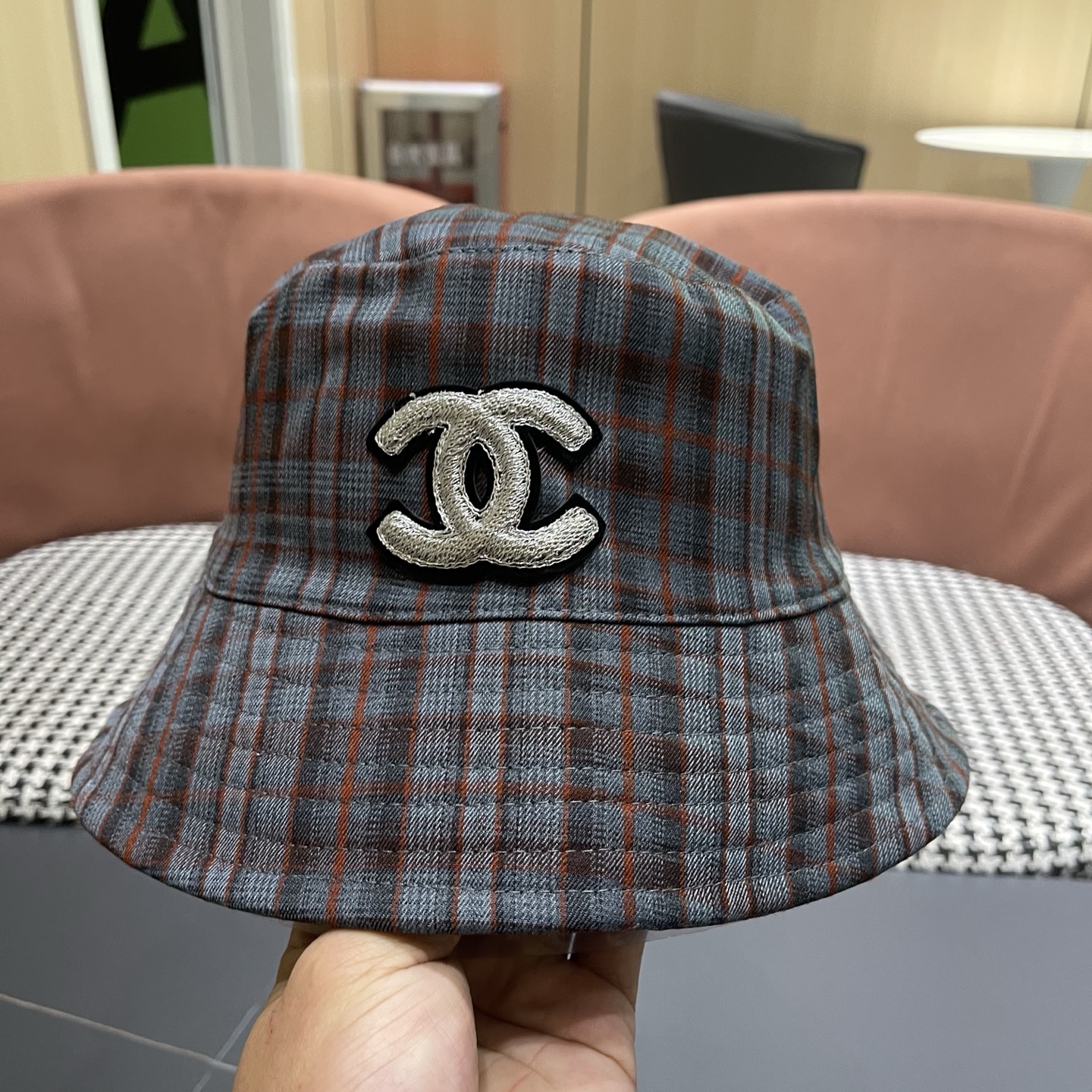 香奈儿 韩版复古格纹渔夫帽子女款春秋季户外遮脸显脸小百搭双面水桶帽盆帽潮