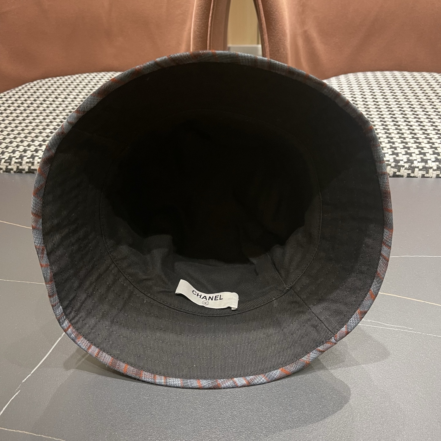 香奈儿 韩版复古格纹渔夫帽子女款春秋季户外遮脸显脸小百搭双面水桶帽盆帽潮