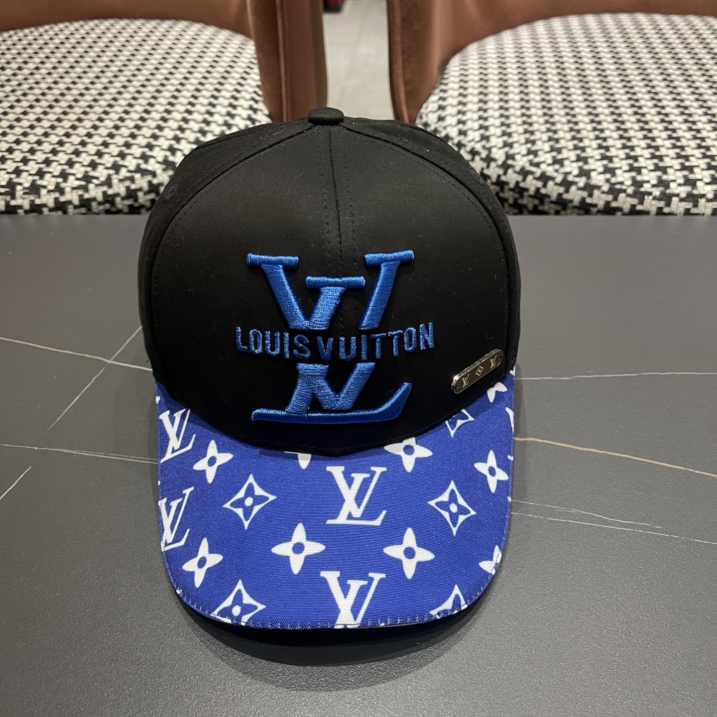 NO:704111,LV (Louis Vuitton) new original baseball cap, basic head circumference 58, patch adjustable hat fisherman hat baseball cap knitted hat hat fisherman hat baseball cap knitted hat, hat, louis vuitton, louis vuitton, espadrilles, hats19860909LV(路易威登)新款原单棒球帽,基础头围58,贴片可调节帽子渔夫帽棒球帽针织帽帽子渔夫帽棒球帽针织帽,帽子,louis vuitton,louis vuitton,espadrilles,hats,hat