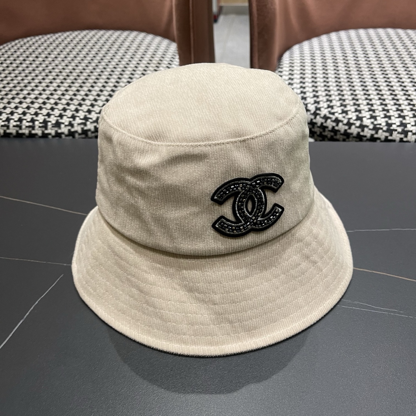 香奈儿CHANEL 渔夫帽女防紫外线遮阳帽大头围太阳盆帽潮