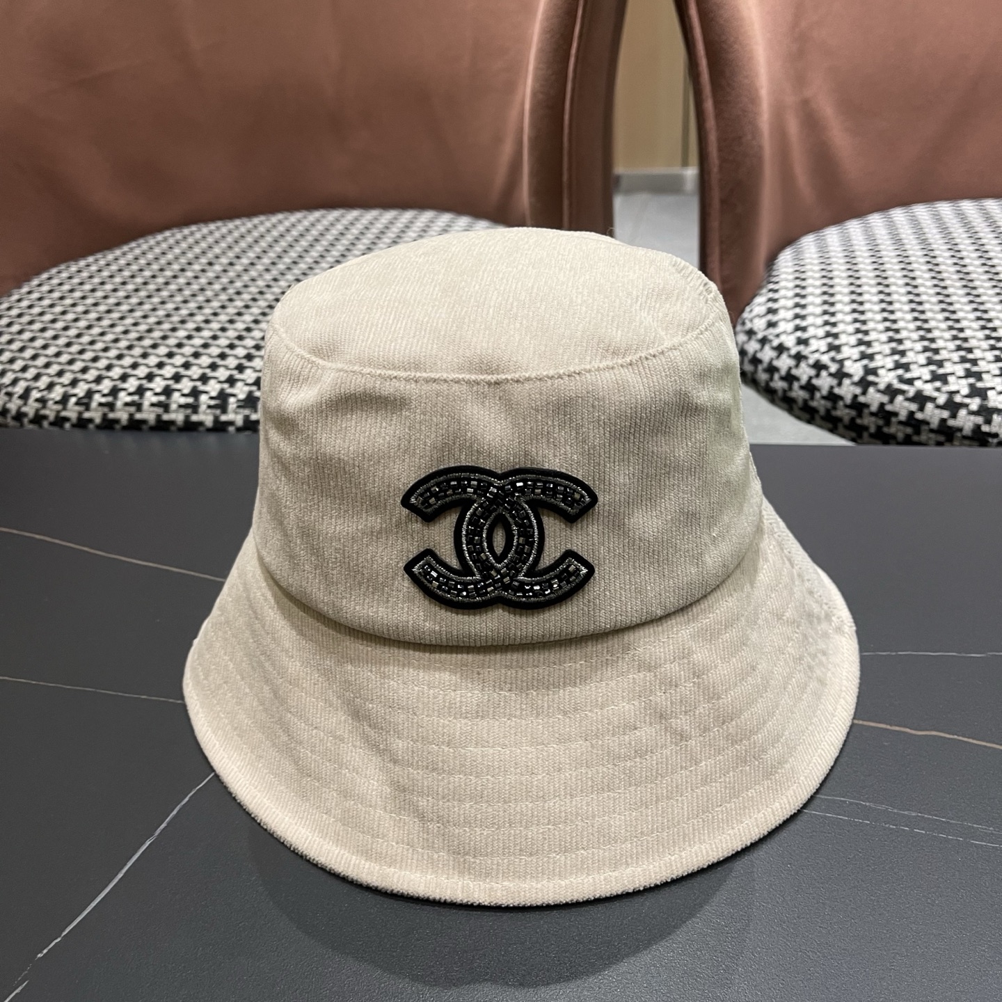 香奈儿CHANEL 渔夫帽女防紫外线遮阳帽大头围太阳盆帽潮
