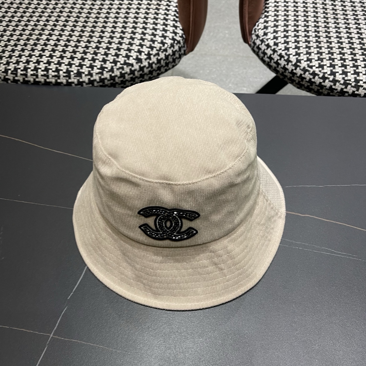 香奈儿CHANEL 渔夫帽女防紫外线遮阳帽大头围太阳盆帽潮