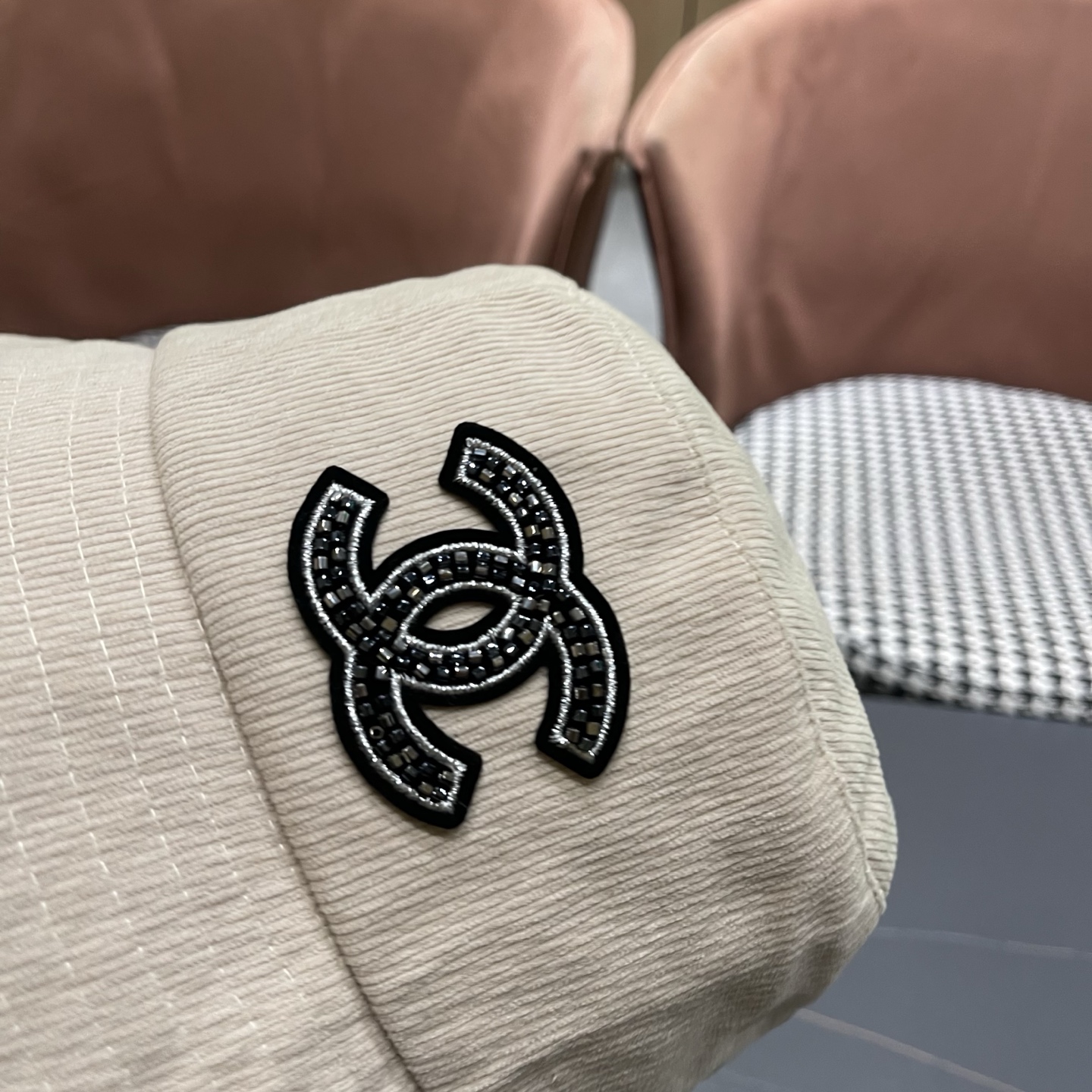 香奈儿CHANEL 渔夫帽女防紫外线遮阳帽大头围太阳盆帽潮