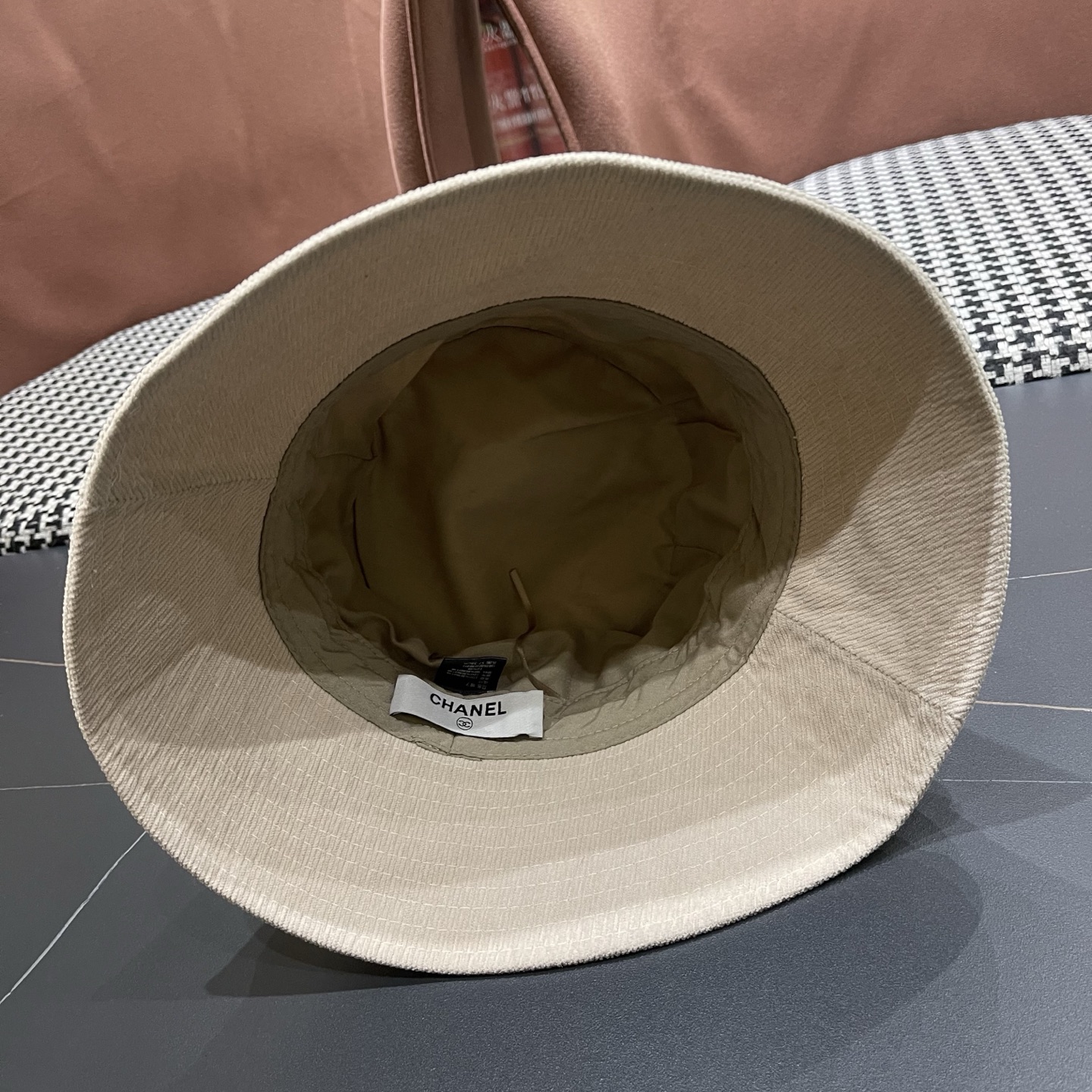 香奈儿CHANEL 渔夫帽女防紫外线遮阳帽大头围太阳盆帽潮