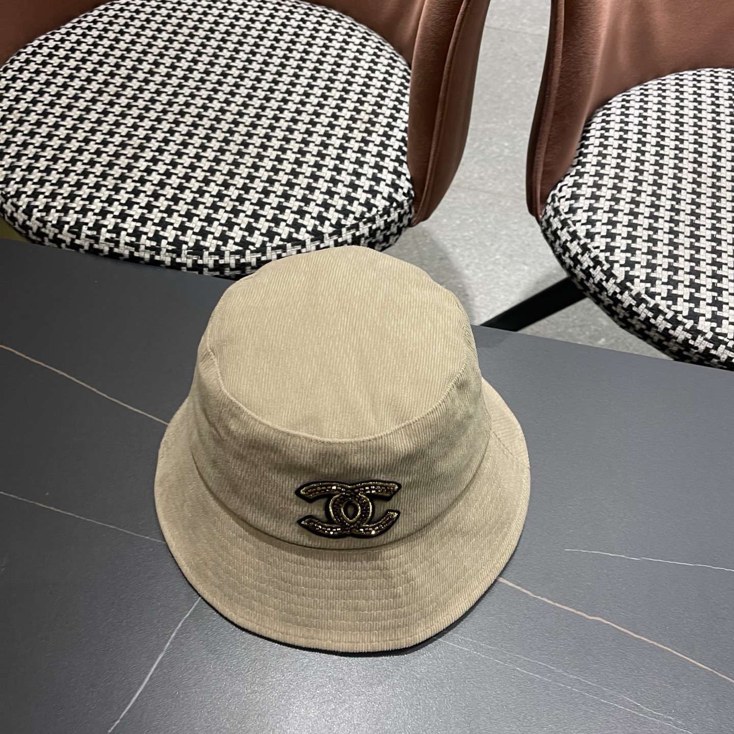 香奈儿CHANEL 渔夫帽女防紫外线遮阳帽大头围太阳盆帽潮